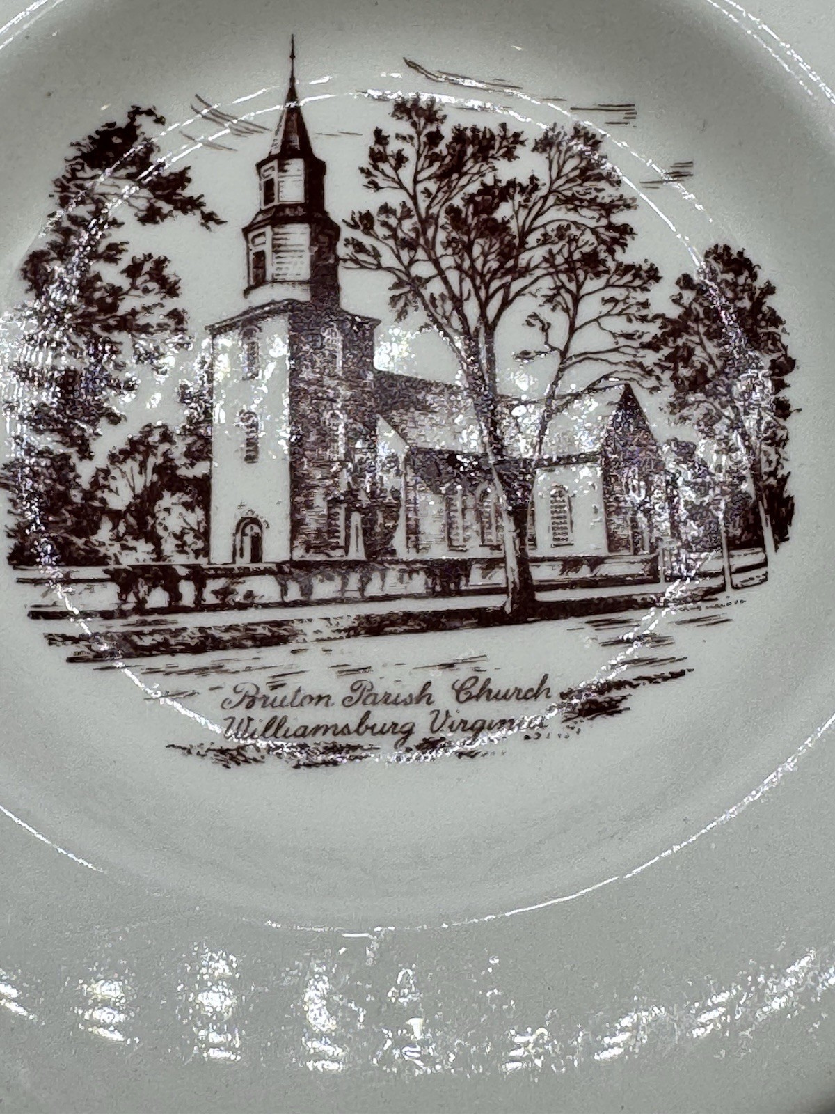 Vintage Bruton Parish Church Williamsburg Virginia Ashtray Brown Transferware 5\