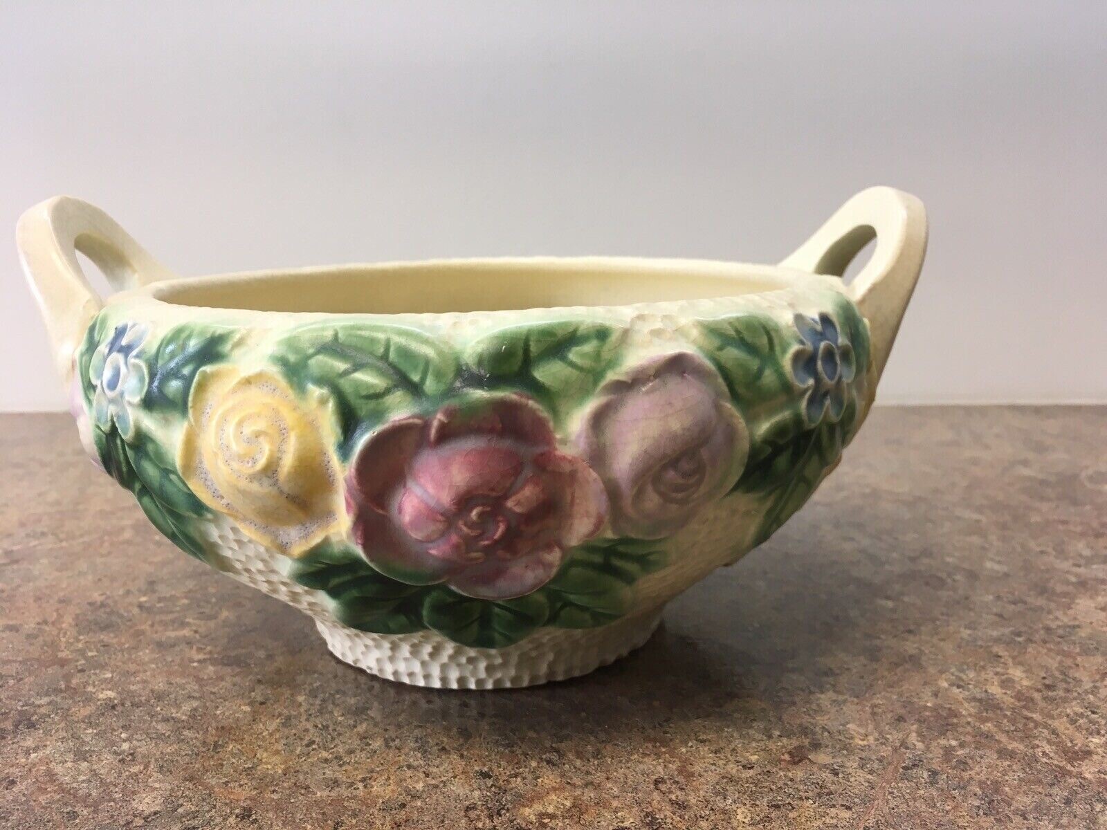 Antique Roseville Rozane 8-inch bowl, EXCELLENT condition, made in 1917