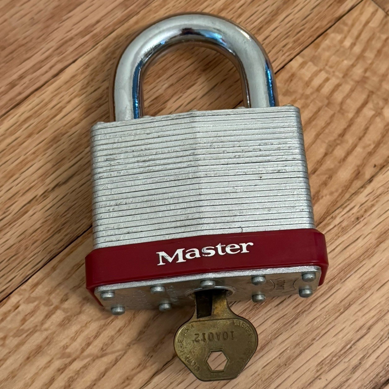 Vintage Master Lock Co No. 19 Large Heavy Duty Padlock with Key Red Bumper