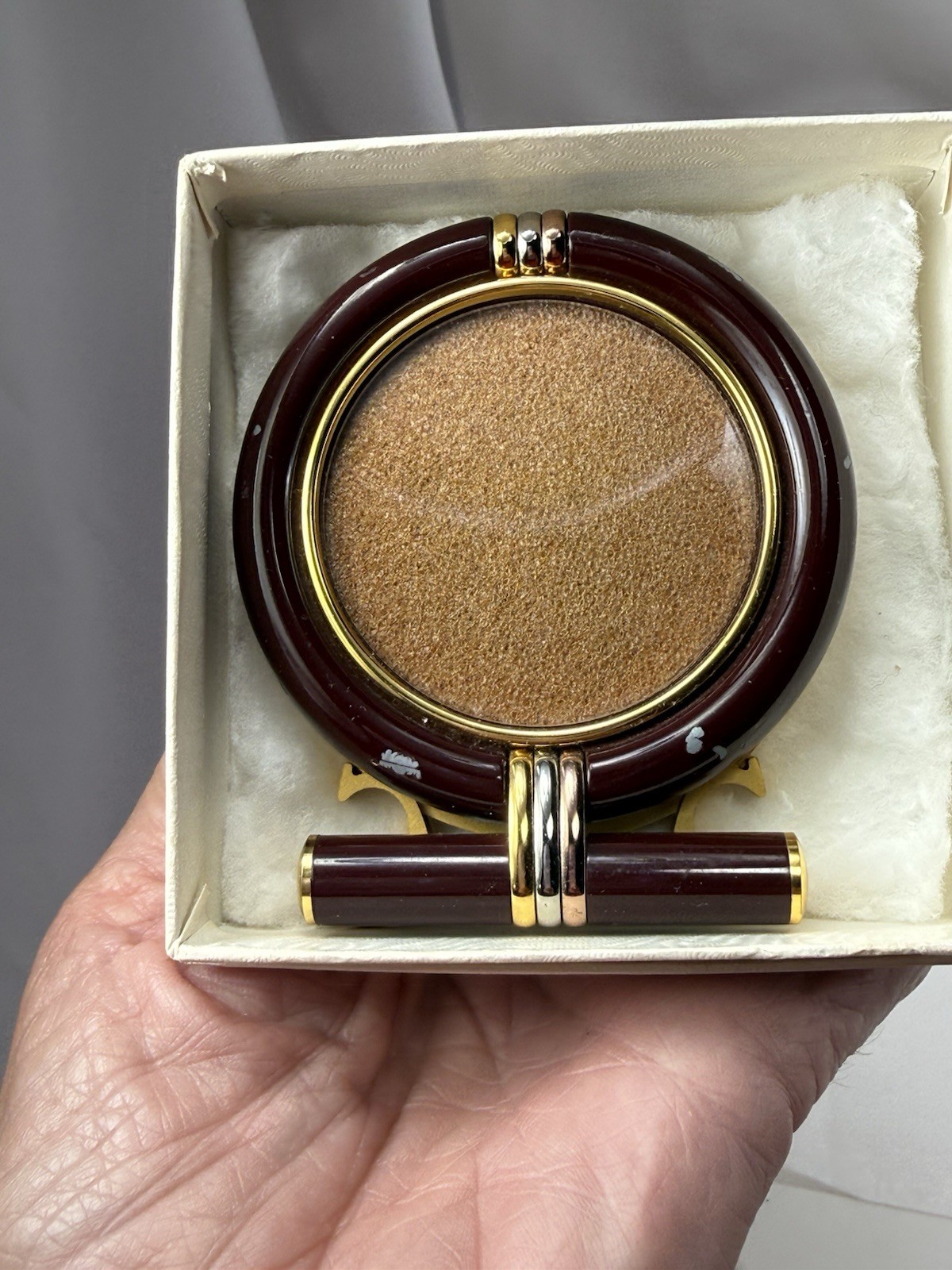 ANTIQUE VINTAGE CARTIER DE LES MUST OVAL EASEL TABLE PICTURE FRAME 