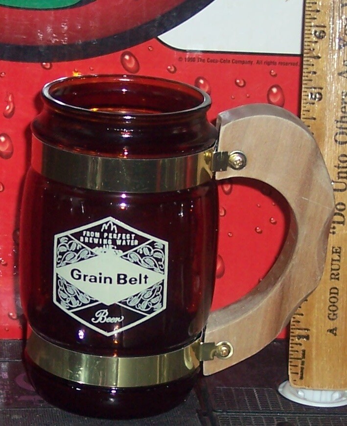 GRAIN BELT BEER GLASS