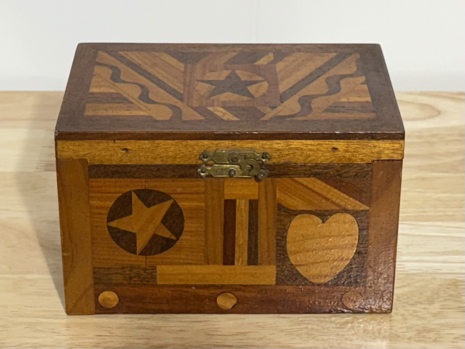 OOAK Antique ? Handmade American Inlaid Patriotic Star Heart Folk Art Wood Box