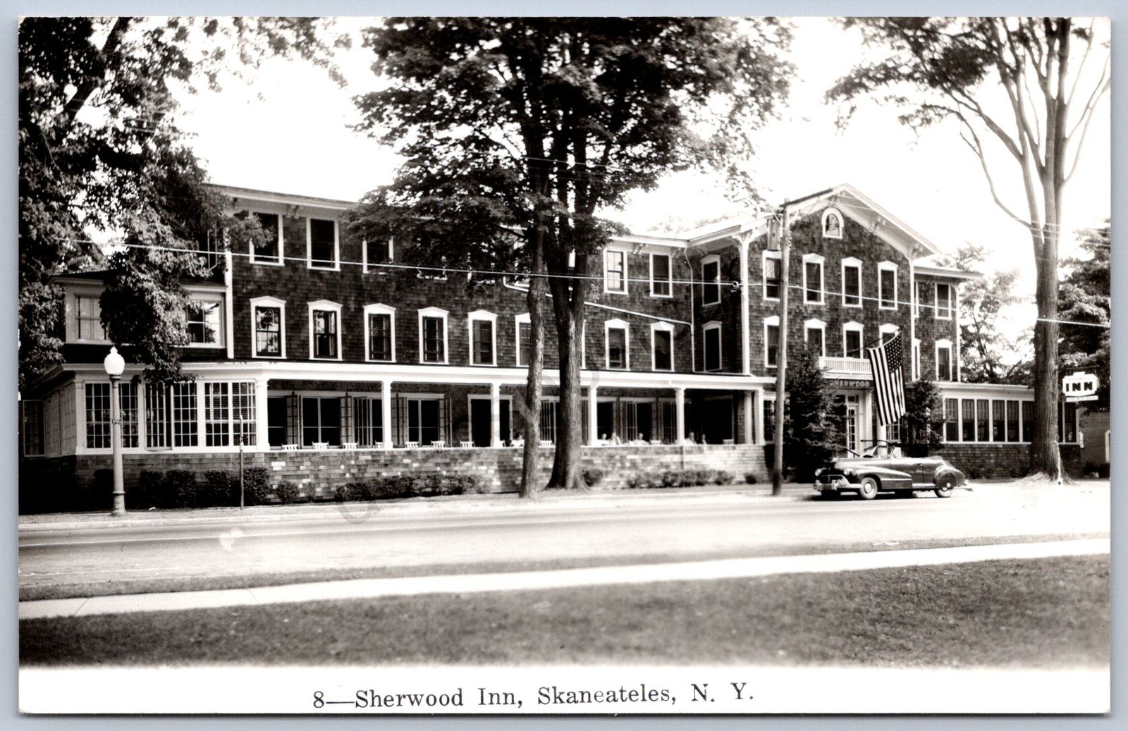 K32/ Skaneateles New York RPPC Postcard c1950s Sherwood Inn Hotel 1280