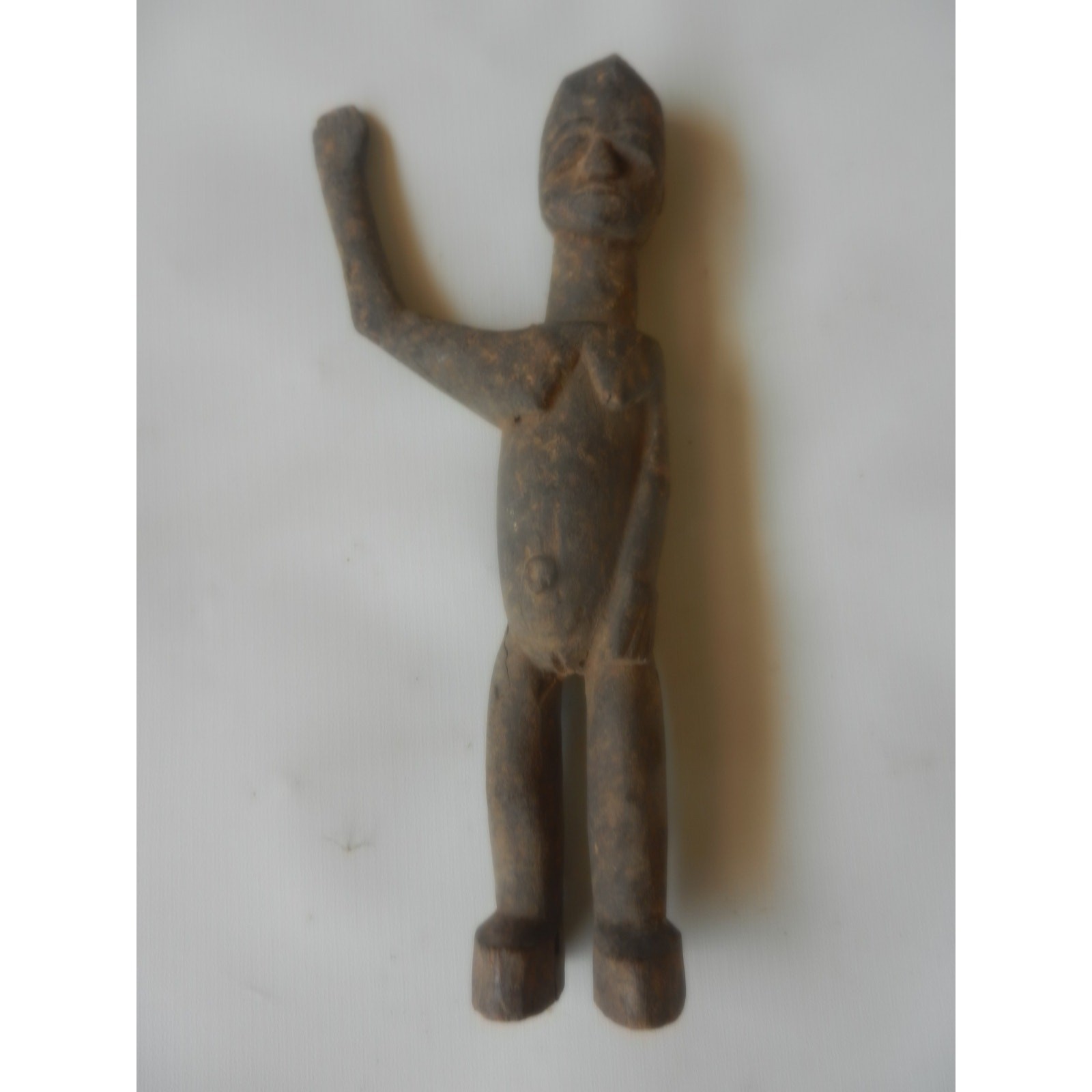 Lobi Bateba Shrine Figure with Raised Arm – Burkina Faso
