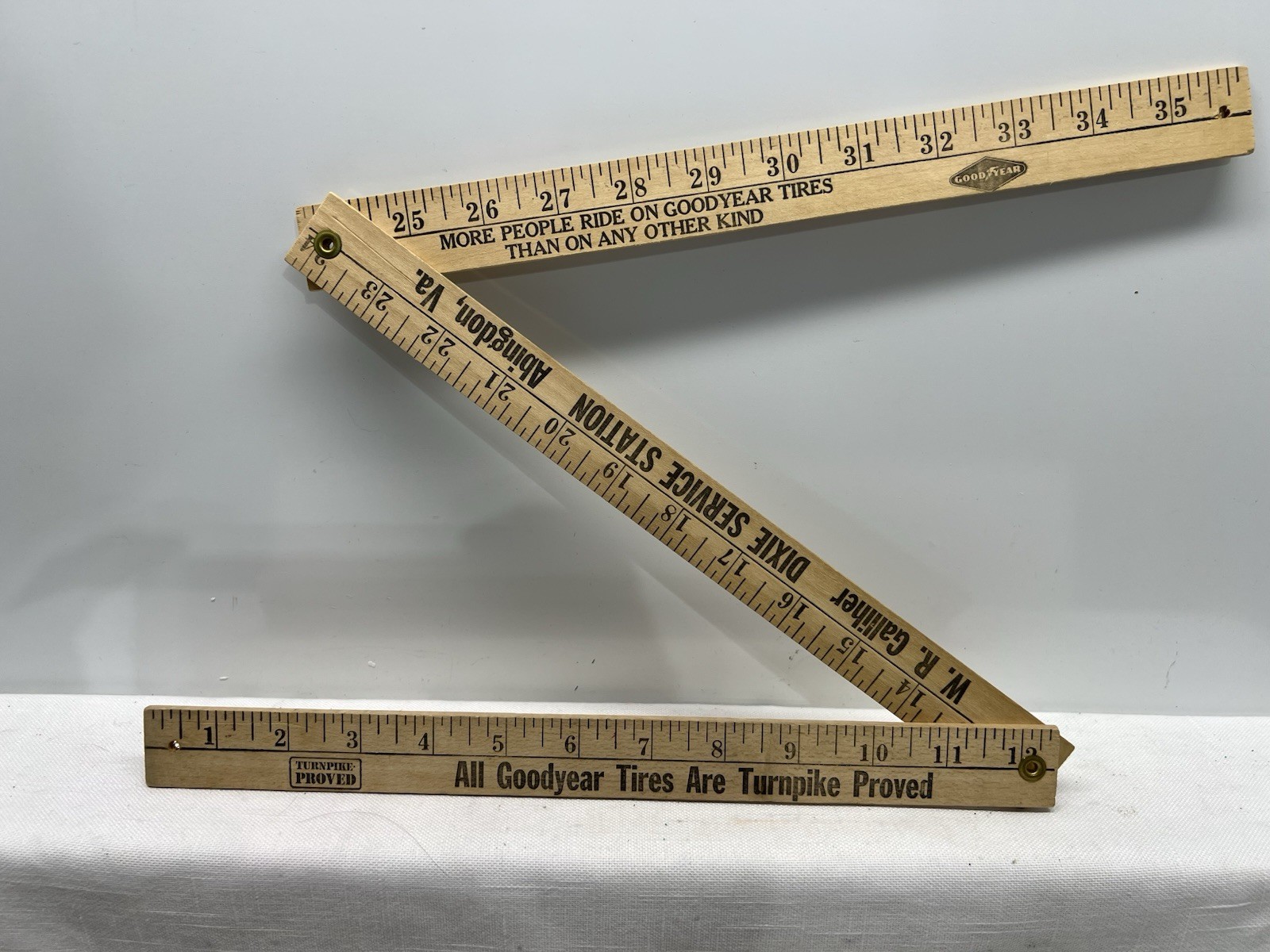 Vintage Tri-Folding Wood Yard Stick Dixie Service Station Virgina Goodyear Tires