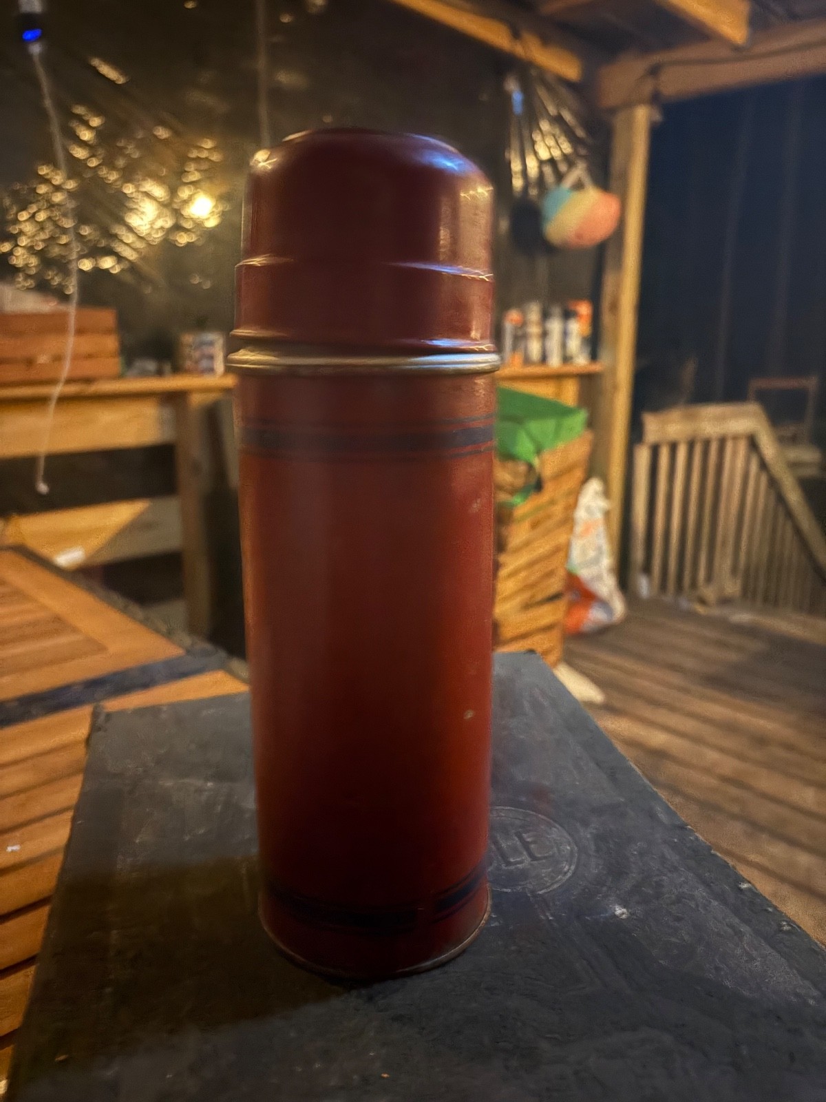VINTAGE 1920s COBALT BLUE RED METAL THERMOS KEAPSIT CUP LID CAMPING TRAVEL