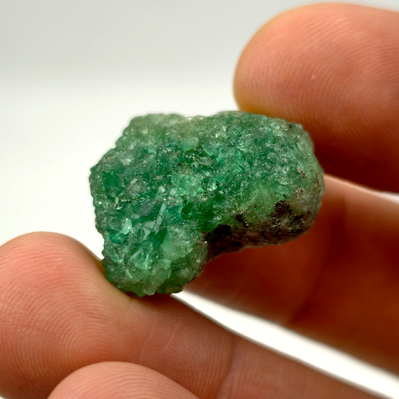 NATURAL EMERALD CRYSTAL GOOD QUALITY FROM MUZO COLOMBIA 35.50 Ct.