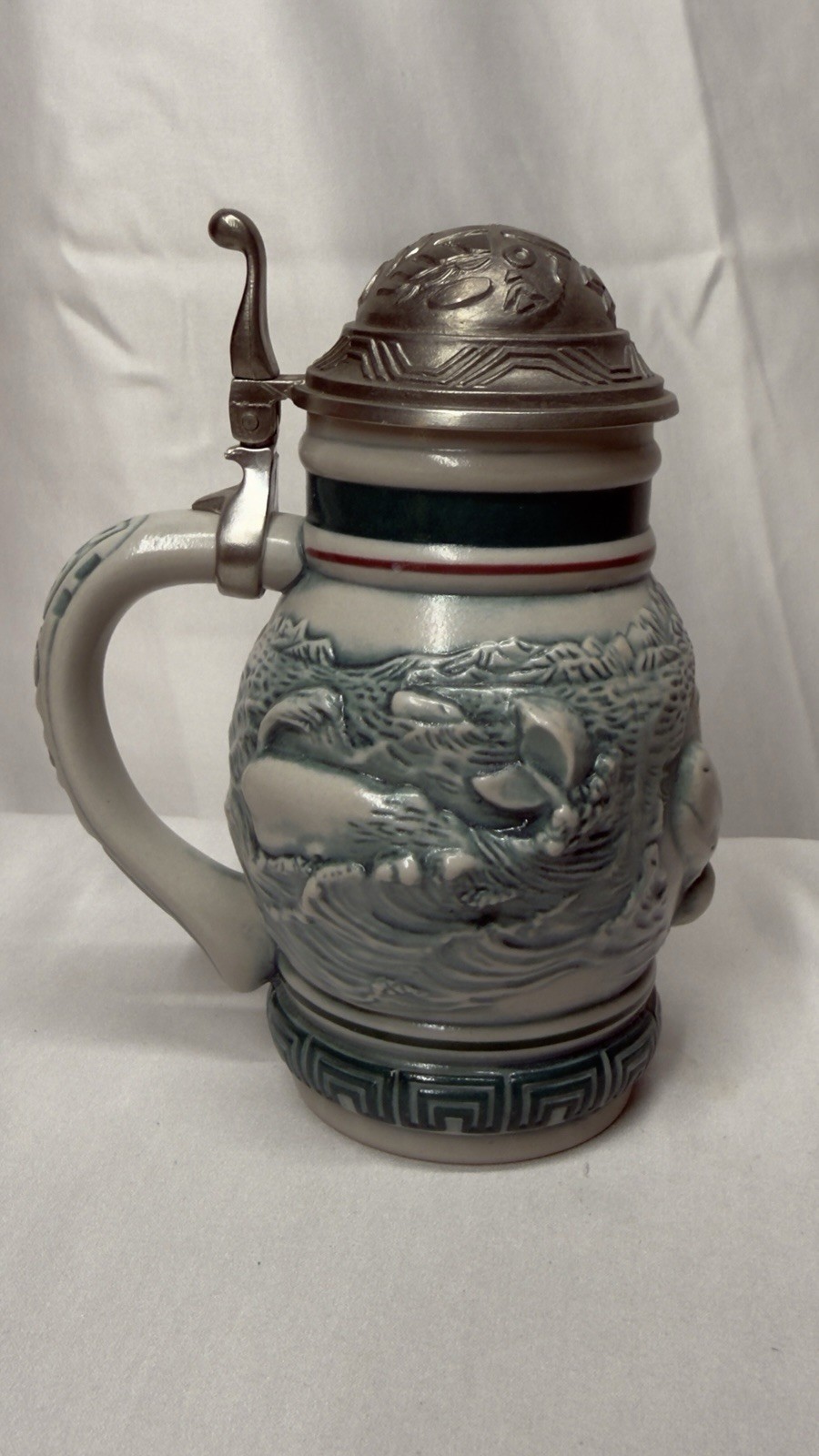 Vintage 1992 Avon Endangered Species Sperm Whale Stein Ceramarte Brazil Pewter