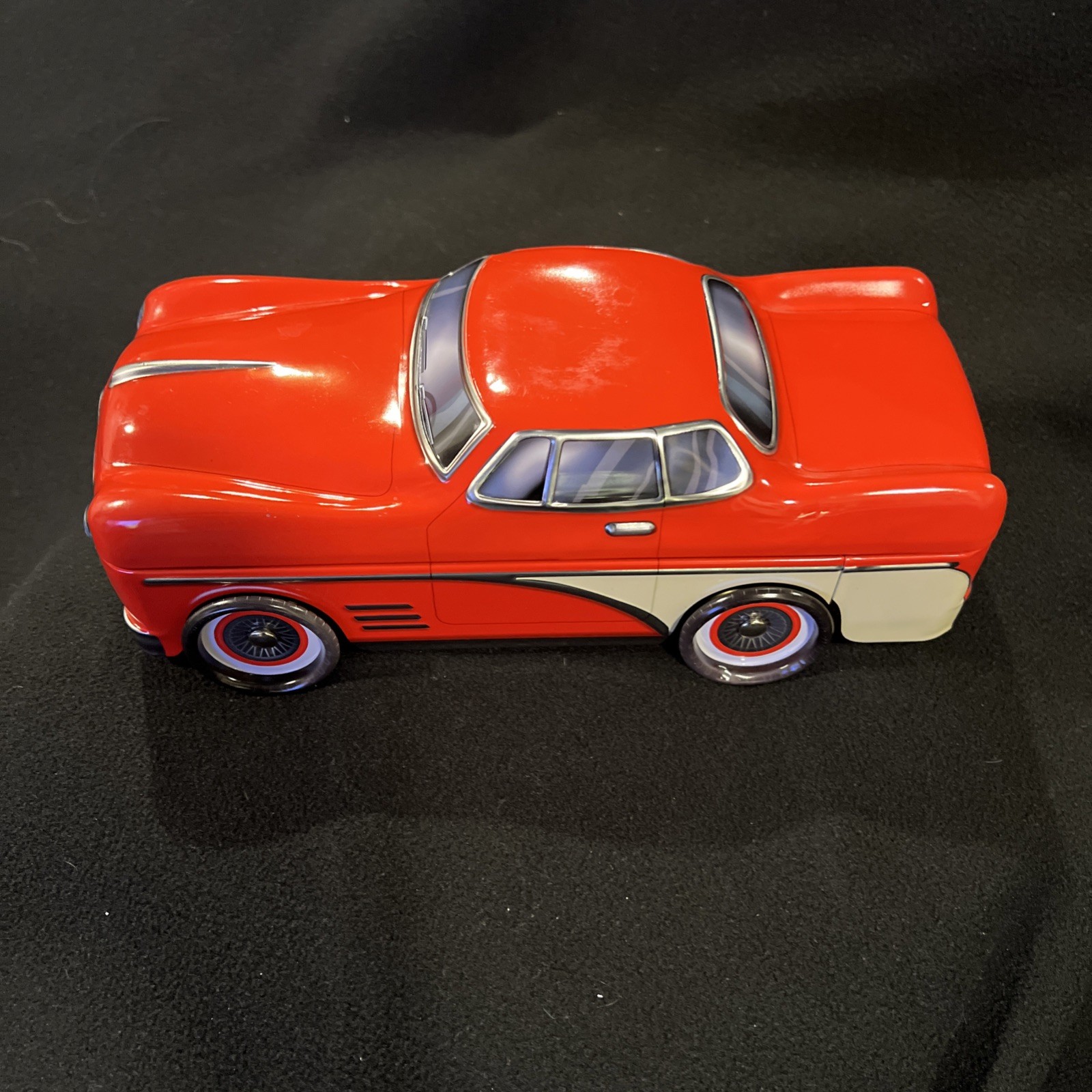 Tin Car Candy Box Retro Tin Car Storage Box-Silver Crane Co, Ltd.