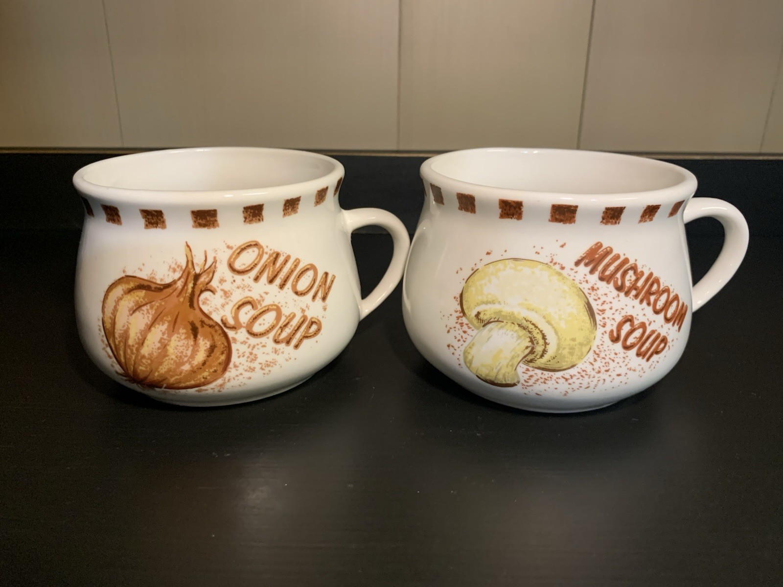 Vintage 70s Tangshan China Soup Mugs Set of 2 Onion Mushroom Cottagecore Cups