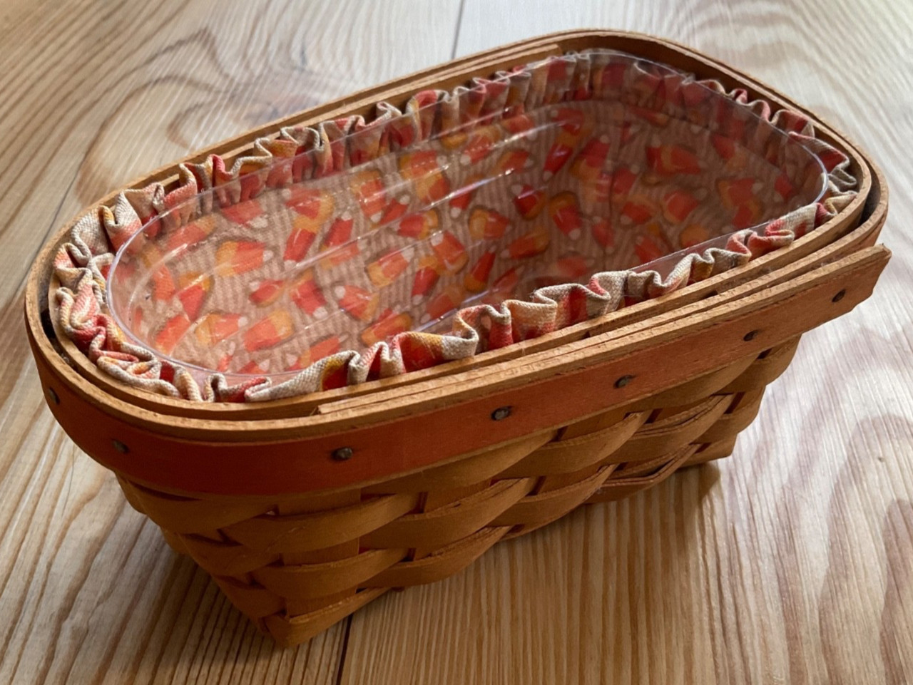 Vintage 1999 Longaberger Candy Corn Basket w/ Liner