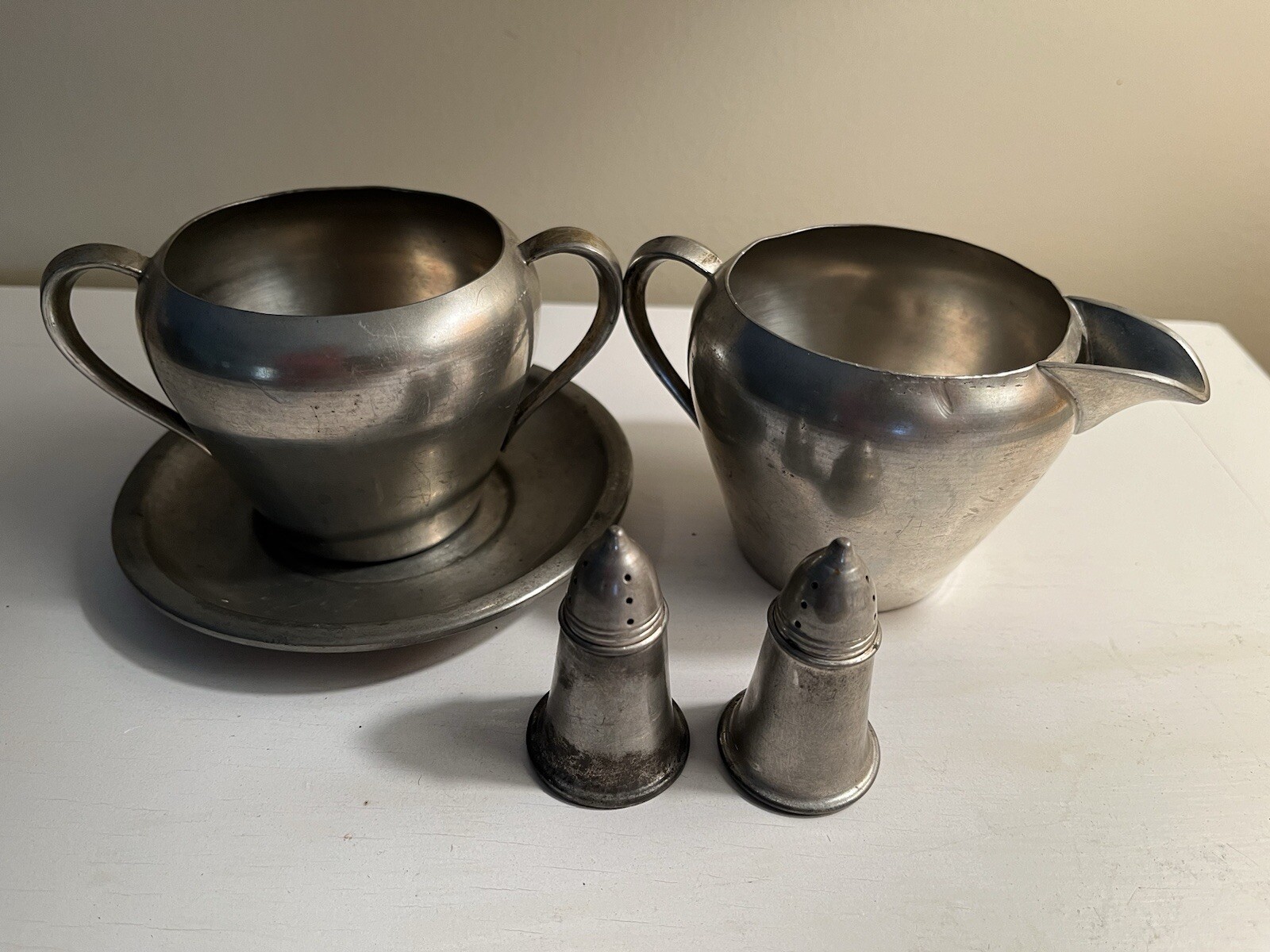 Pewter Set Tray Creamer Sugar Salt Pepper Shakers 3432 On Tray 