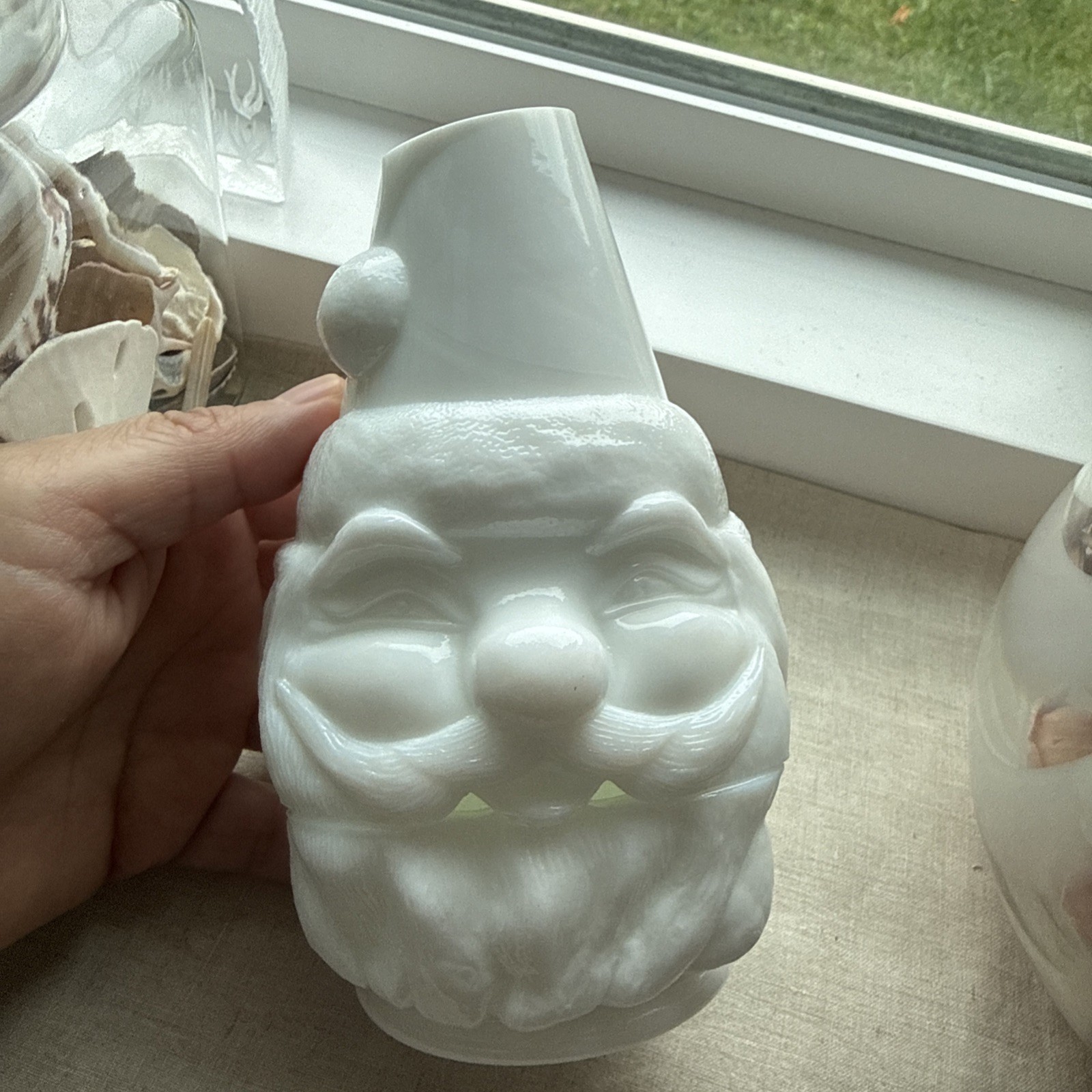 Vintage Fenton Milk Glass Santa Claus Fairy Lamp \