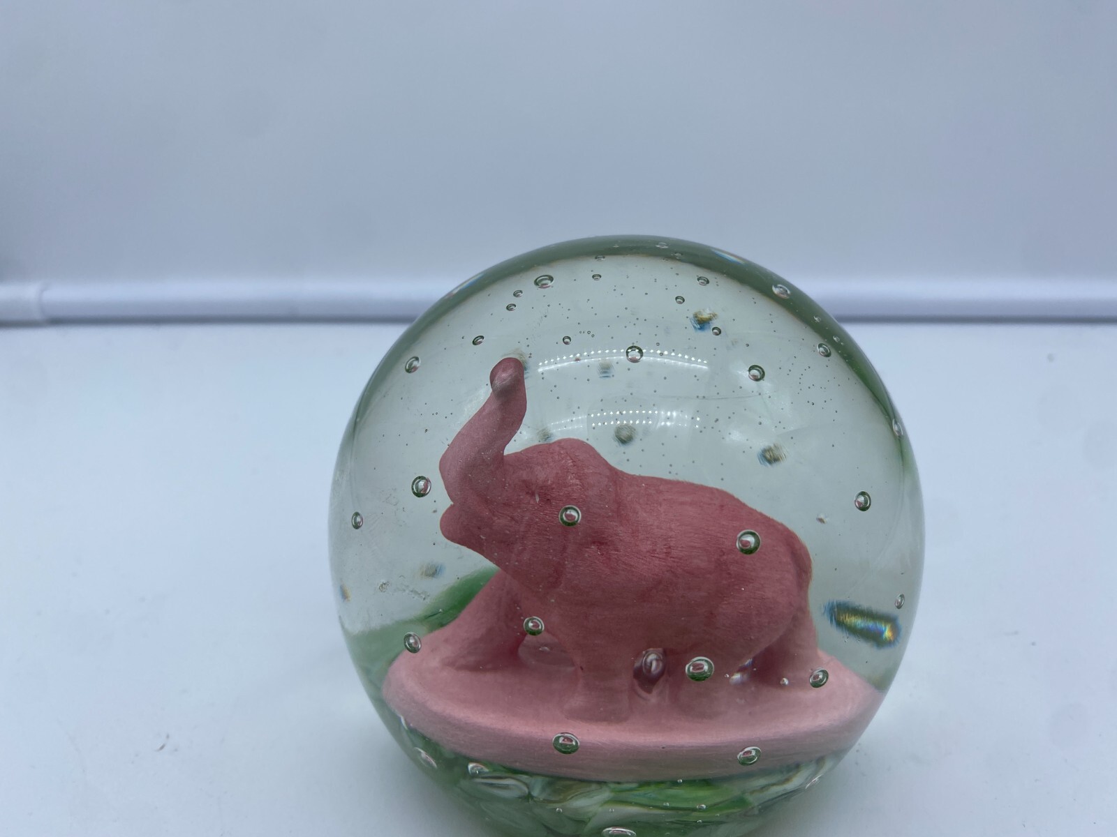 Pink Elephant Paperweight Robert Henry Bimbah  Elephant 4 inches    E96