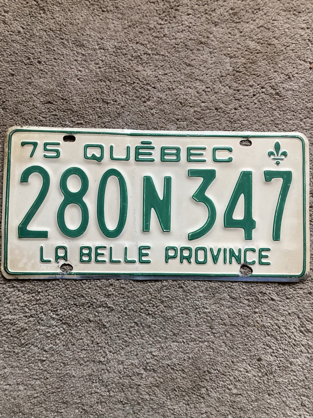 1975 Quebec License Plate - 280N347 -  Nice