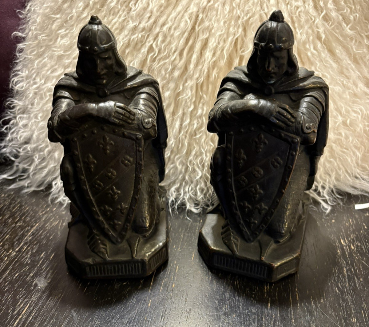 Antique 1922 Armor Bronze Co Kneeling Medieval Knight Bookends Pair