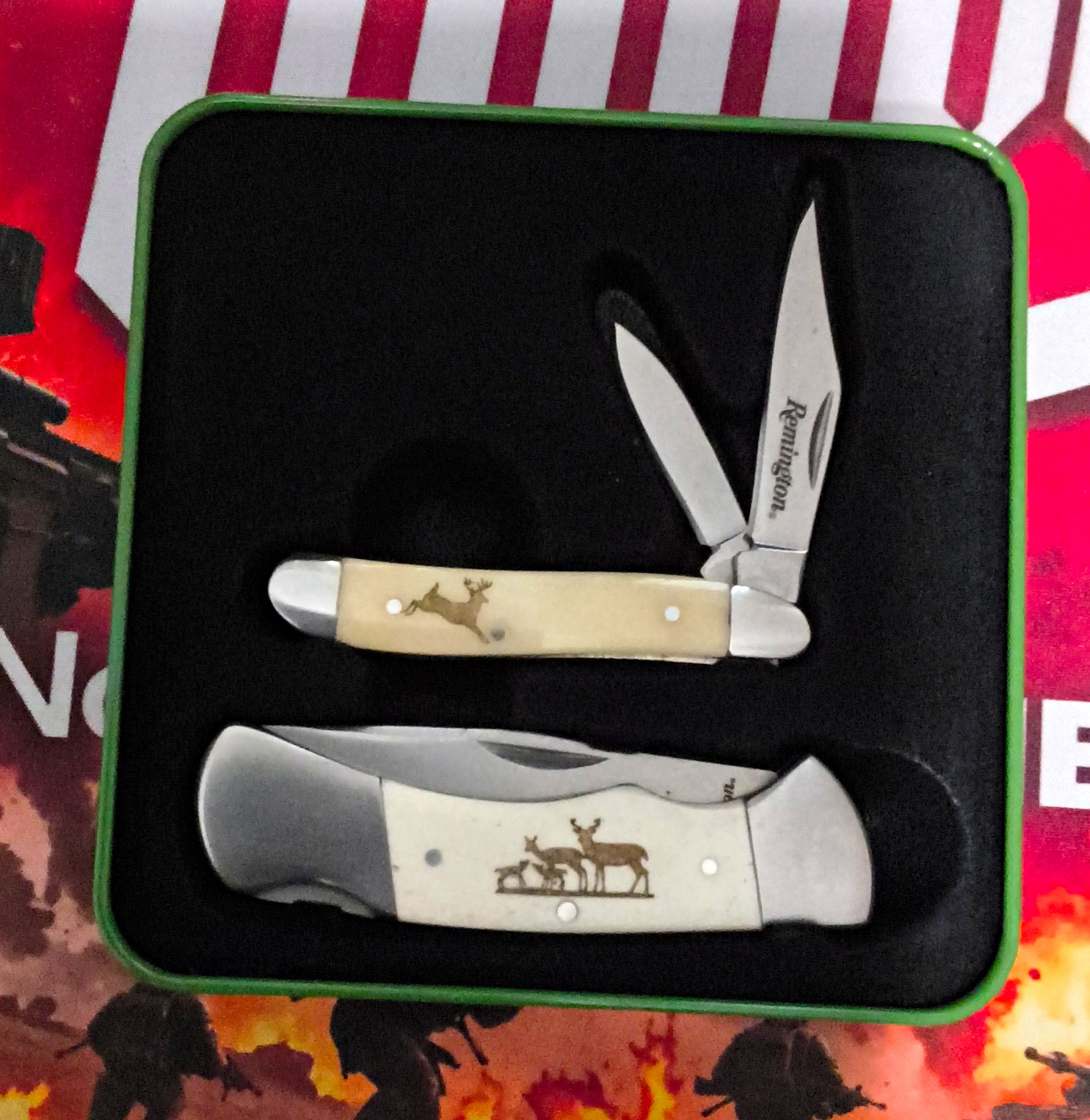 Remington Whitetails Limited Ed Pocketknife Manual Slipjoint Pen Plain SS Bone