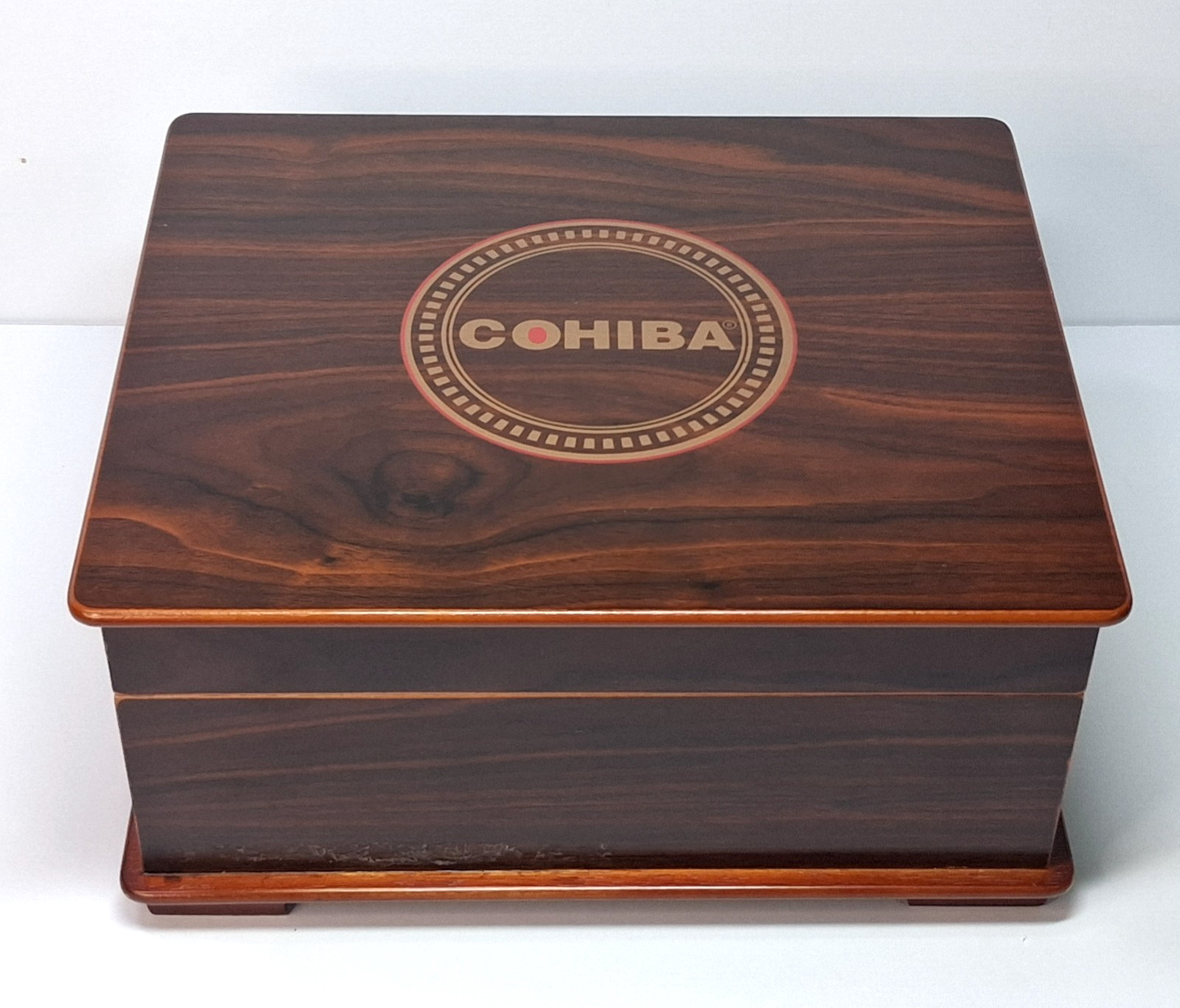 COHIBA RED DOT Wooden 50-Count Desktop Humidor Cigar Storage High Gloss UNUSED