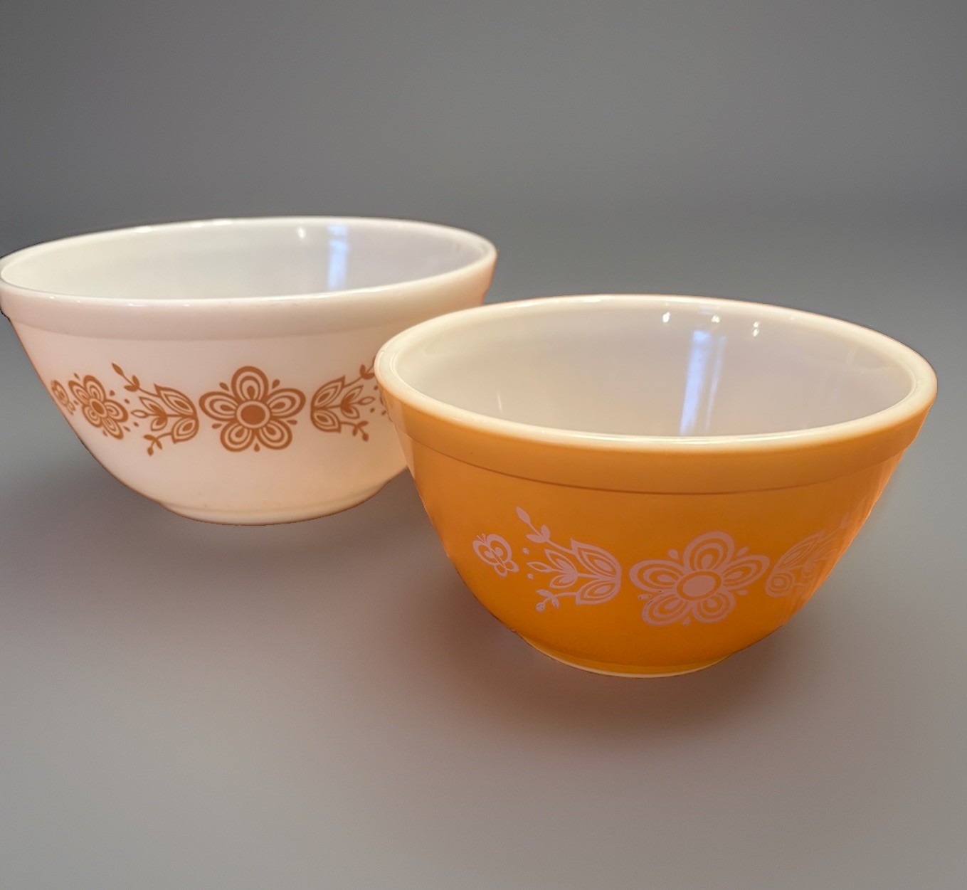 Vintage Pyrex # 401 and #402 Butterfly Gold Flowers Mixing Nesting Bowls