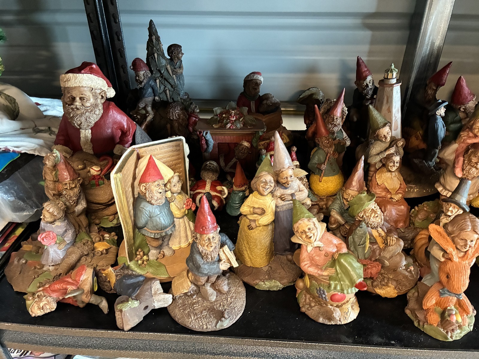 TOM CLARK FIGURINES OVER 100 PIECES LIST IS AT BOTTOM  LET ME KNOW WHAT YOU WANT