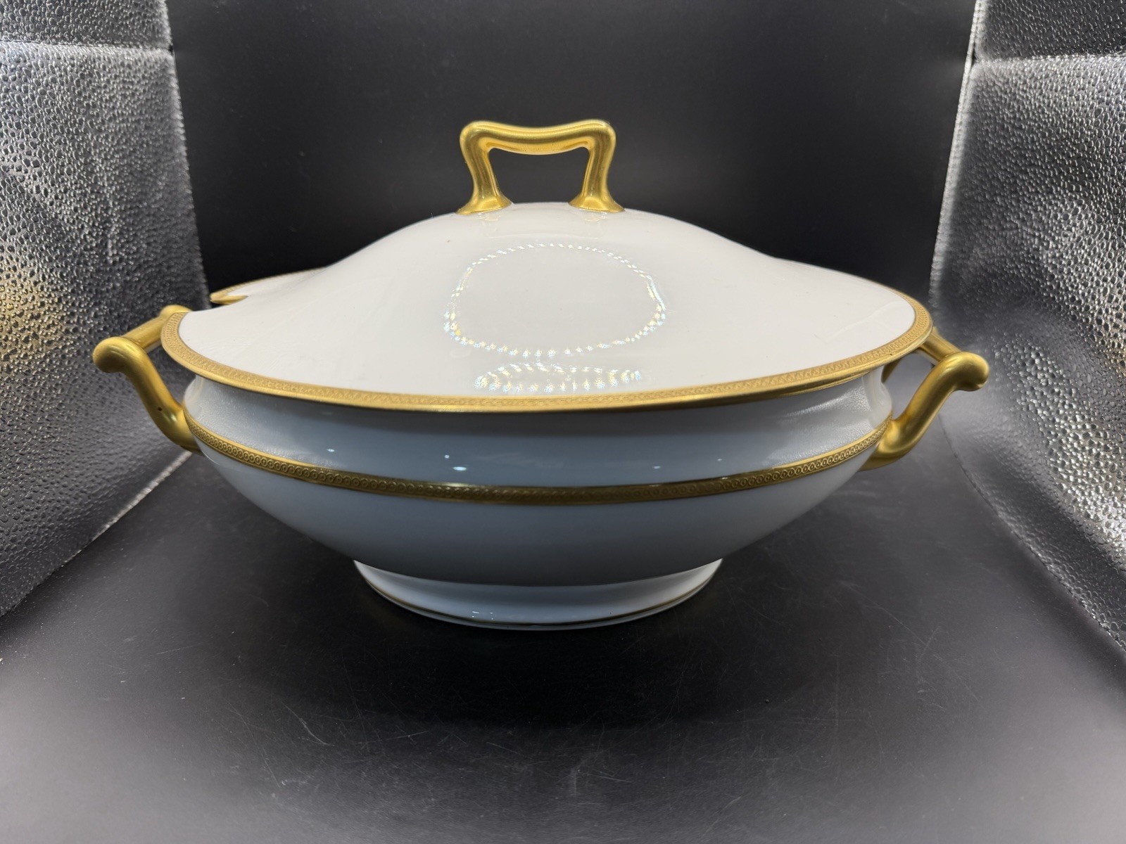 Antique Theodore Haviland Limoges France Covered Tureen Gold Rim 10\