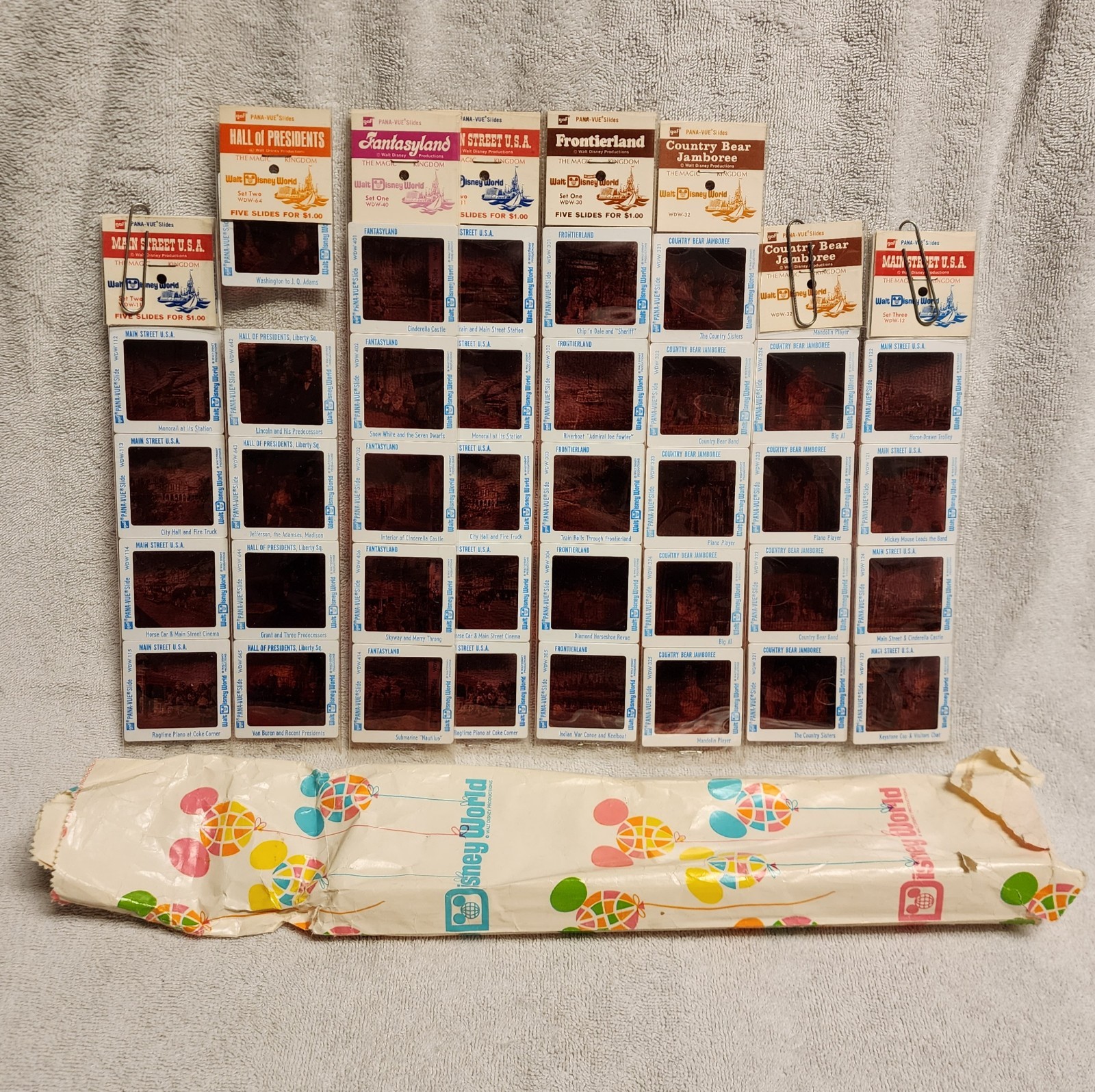 Walt Disney World Magic Kingdom Pana-Vue Slide 37 Slides 8 Duplicates Retail Bag