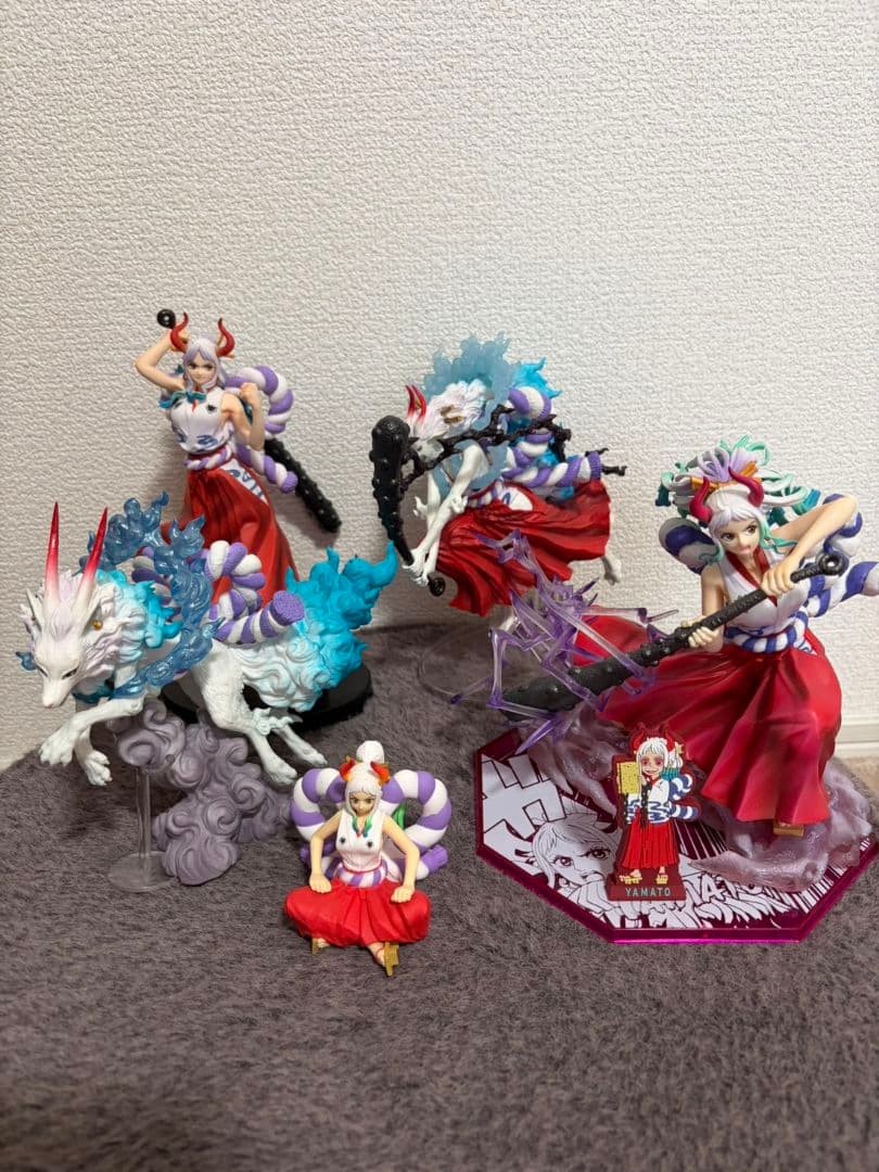 One Piece Yamato Figure Set Collectible Anime Authentic Preowned Slight Wear