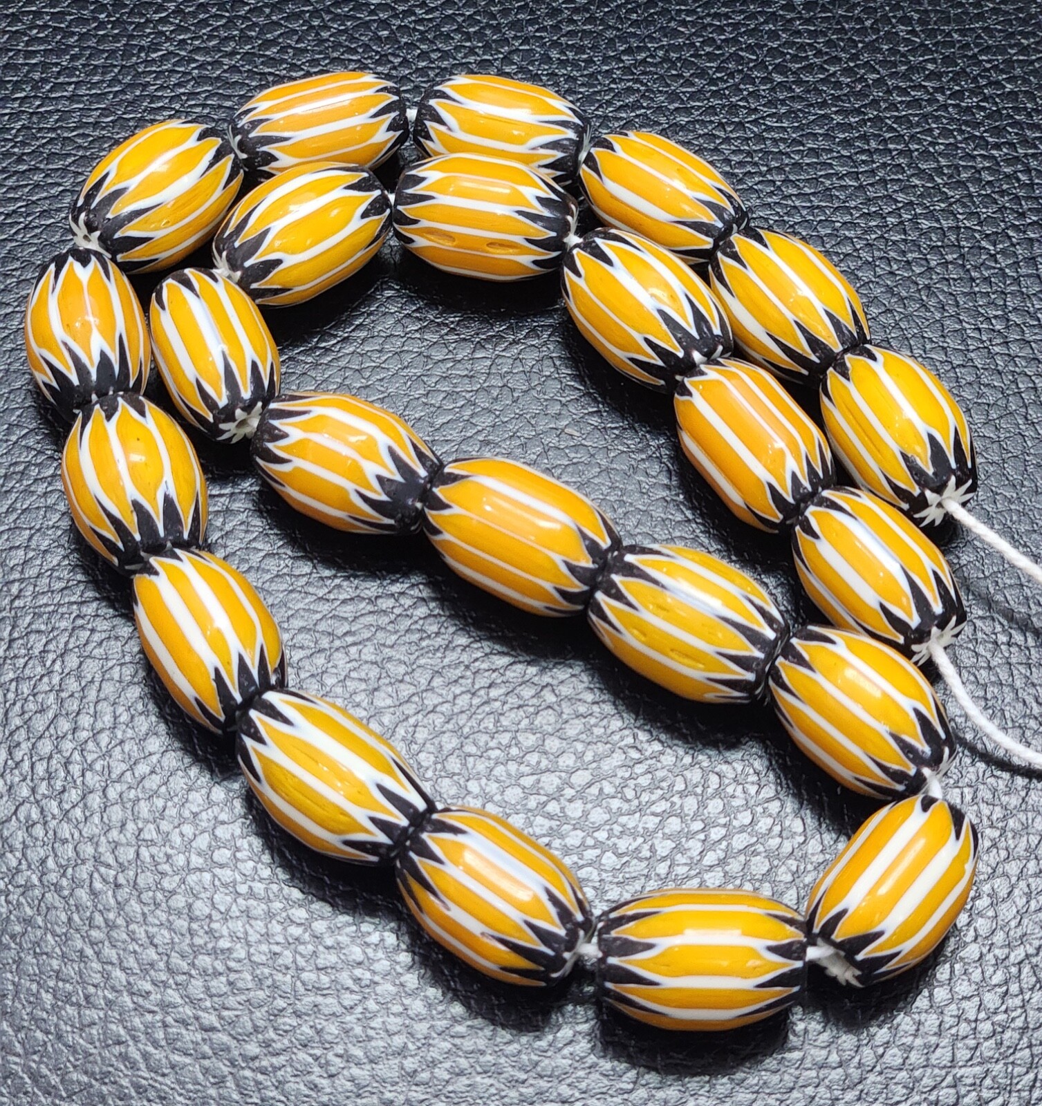 Vintage Venetian Chevron Glass Beads 14mm genuine strand