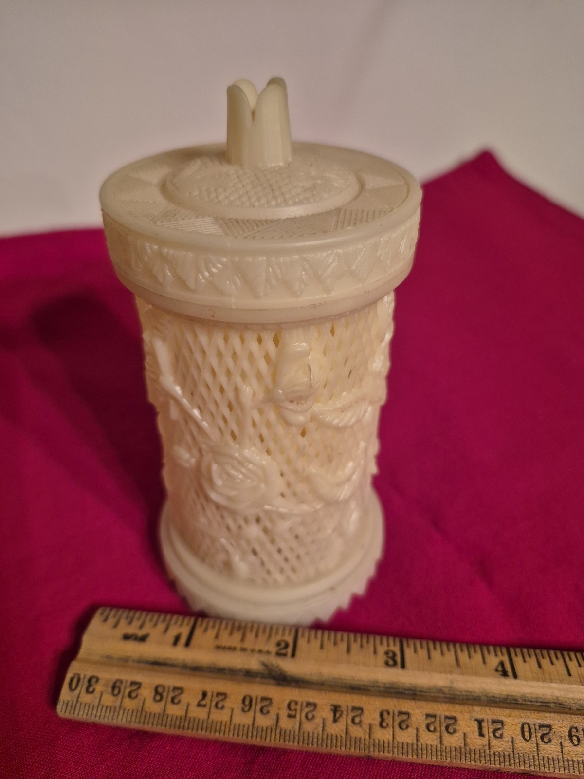 VTG Cream Celluloid Plastic Barware Cocktail Appetizer Forks Picks Lidded Holder