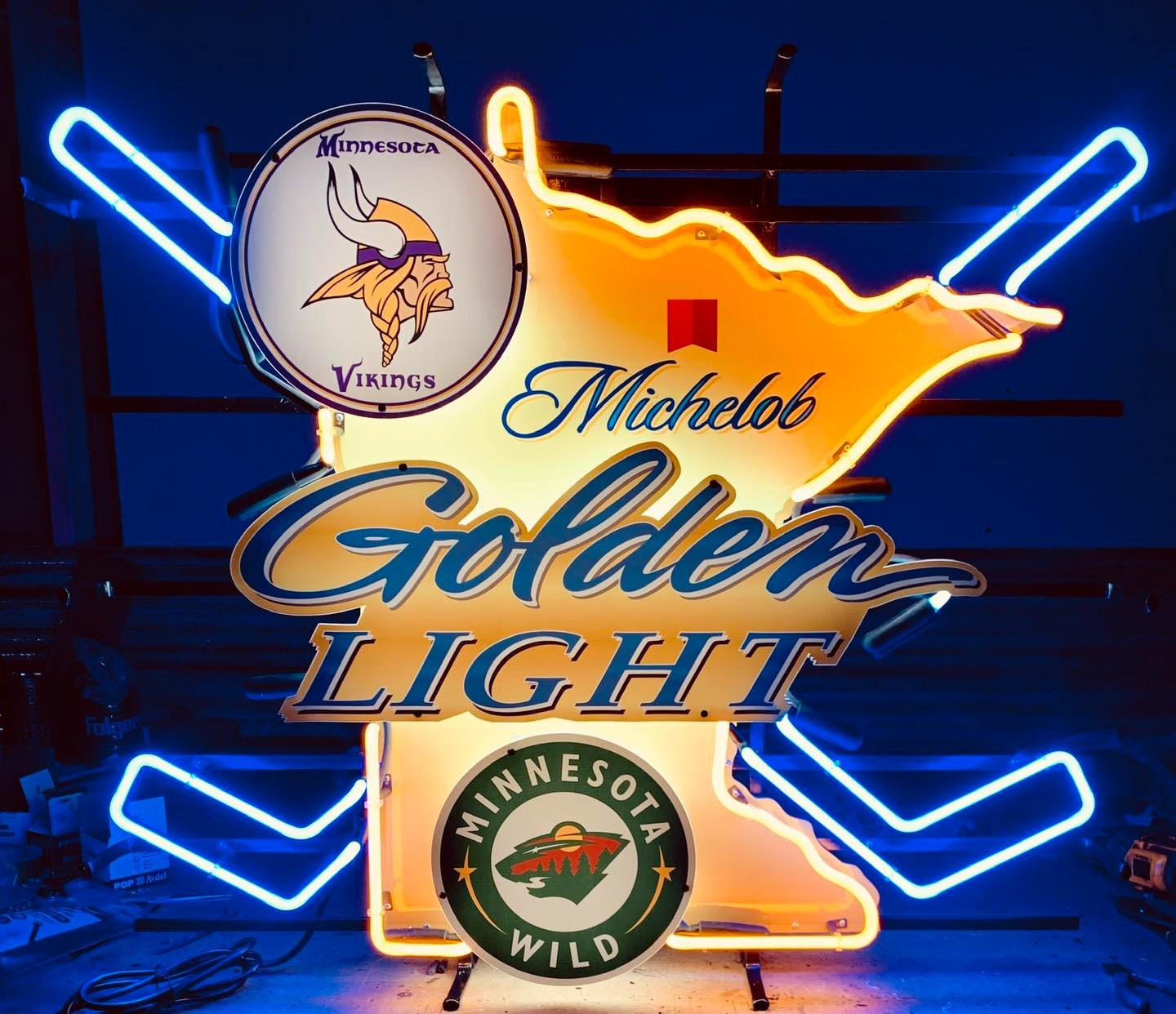 Minnesota Wild Vikings Michelob Golden Light Beer 24\