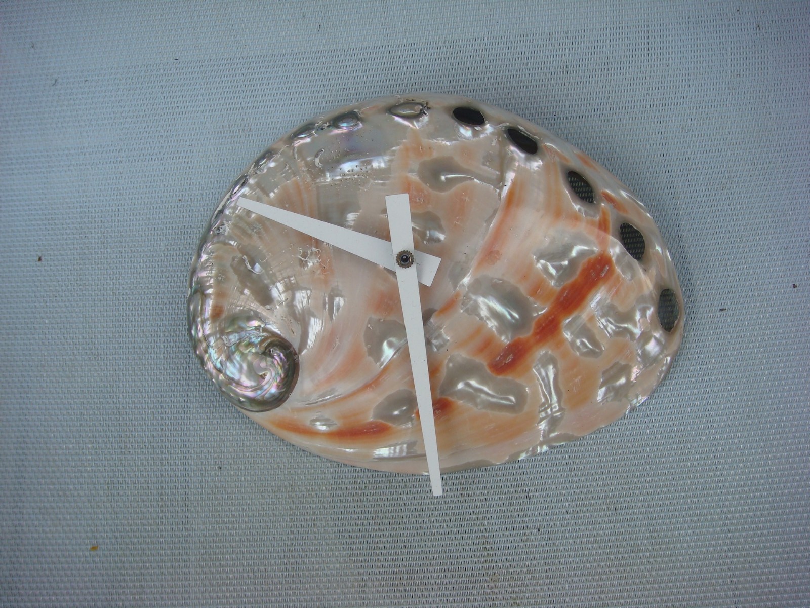Vintage Polished Abalone Shell Clock \ Vintage Polished Abalone Shell Clock \