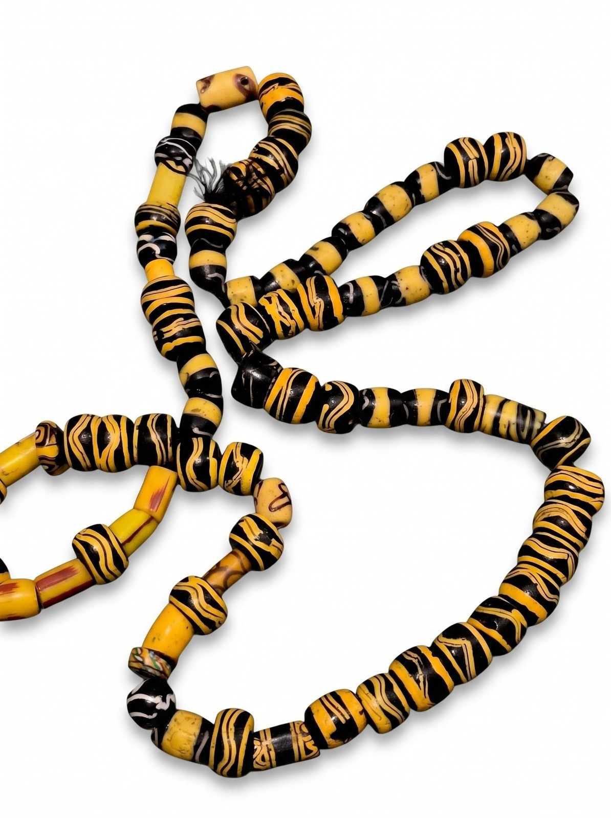 Antique VTG AFRICAN TRADE BEADS - 78 RATTLESNAKE MILLIFIORI Hand Strung Necklace