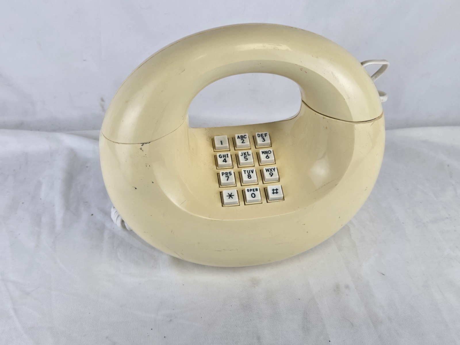 Vintage Western Electric White Yellow Sculptura Donut Push Button Telephone