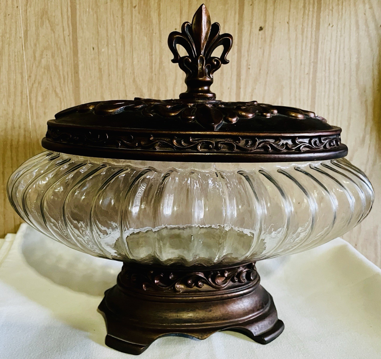 Vintage Kirklands French Quarter Glass Potpourri Jar Fleur-De-Lis Lid Bronze 12\