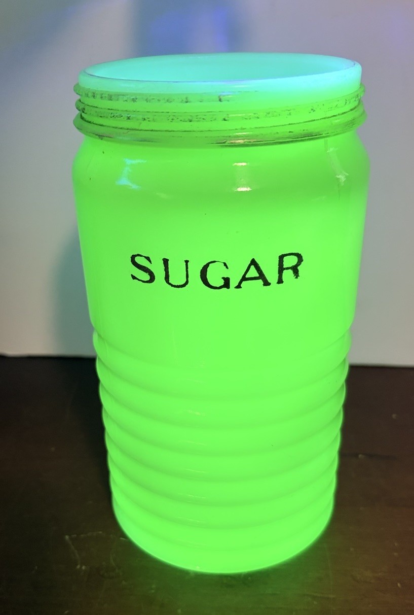 Vintage Jeannette Glass ribbed jadeite sugar canister 7.75” with lid