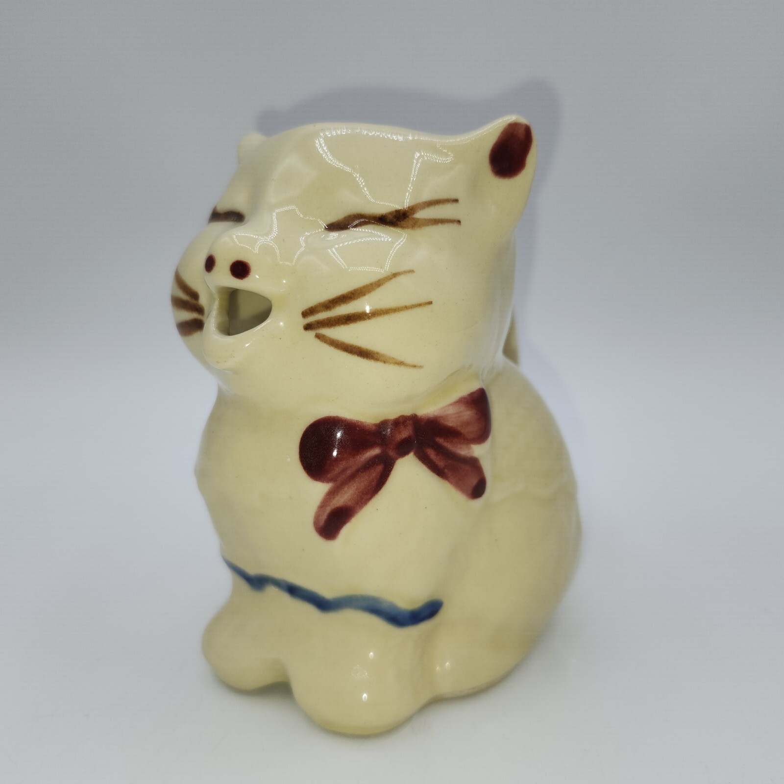 1940s Vintage Shawnee Pottery  Puss ‘n Boots Cat Creamer w/ handle
