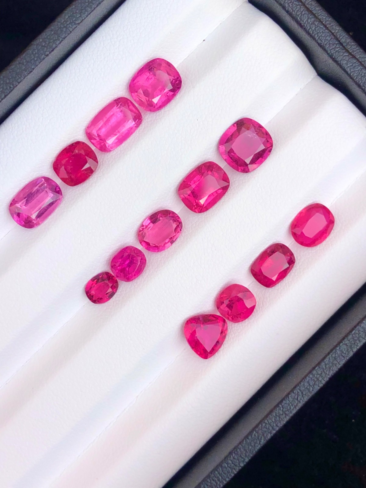 16Carat Mindblowing Vivid Pink Natural Rubylite Losse Gemstone From @Afghanistan
