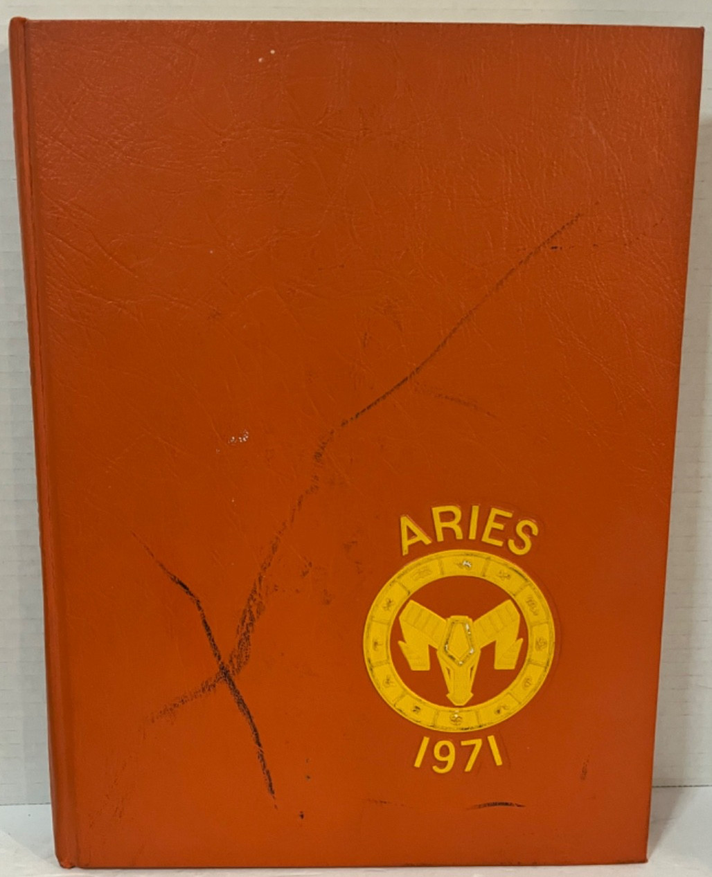 Yearbook Rockville High School ARIES 1971 Rockville, Maryland Volume III