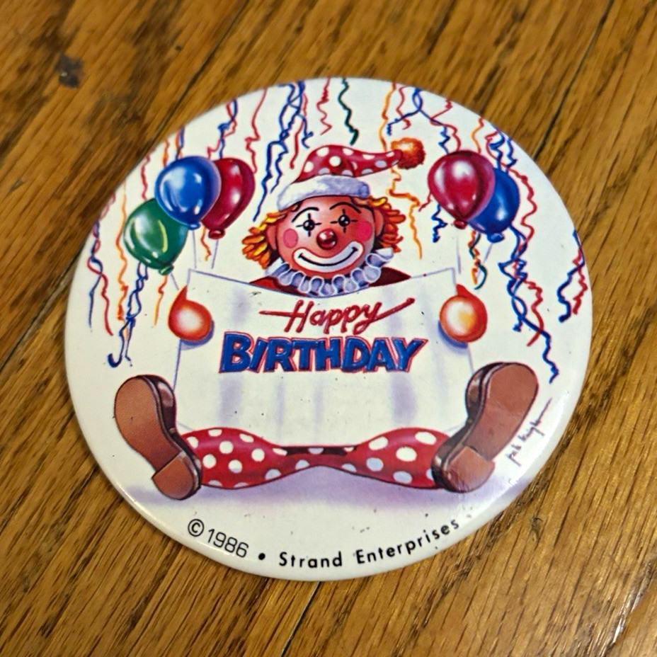 Vintage ©1986 Strand Enterprises Happy Birthday Clown Pinback Button