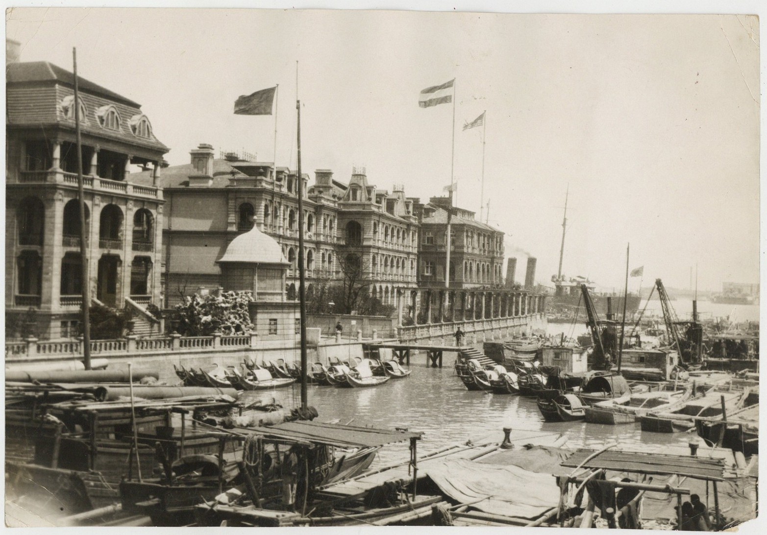 Shanghai, China 1932 Suzhou Soochow Creek Bund Japan War Zhabei Incident J16022