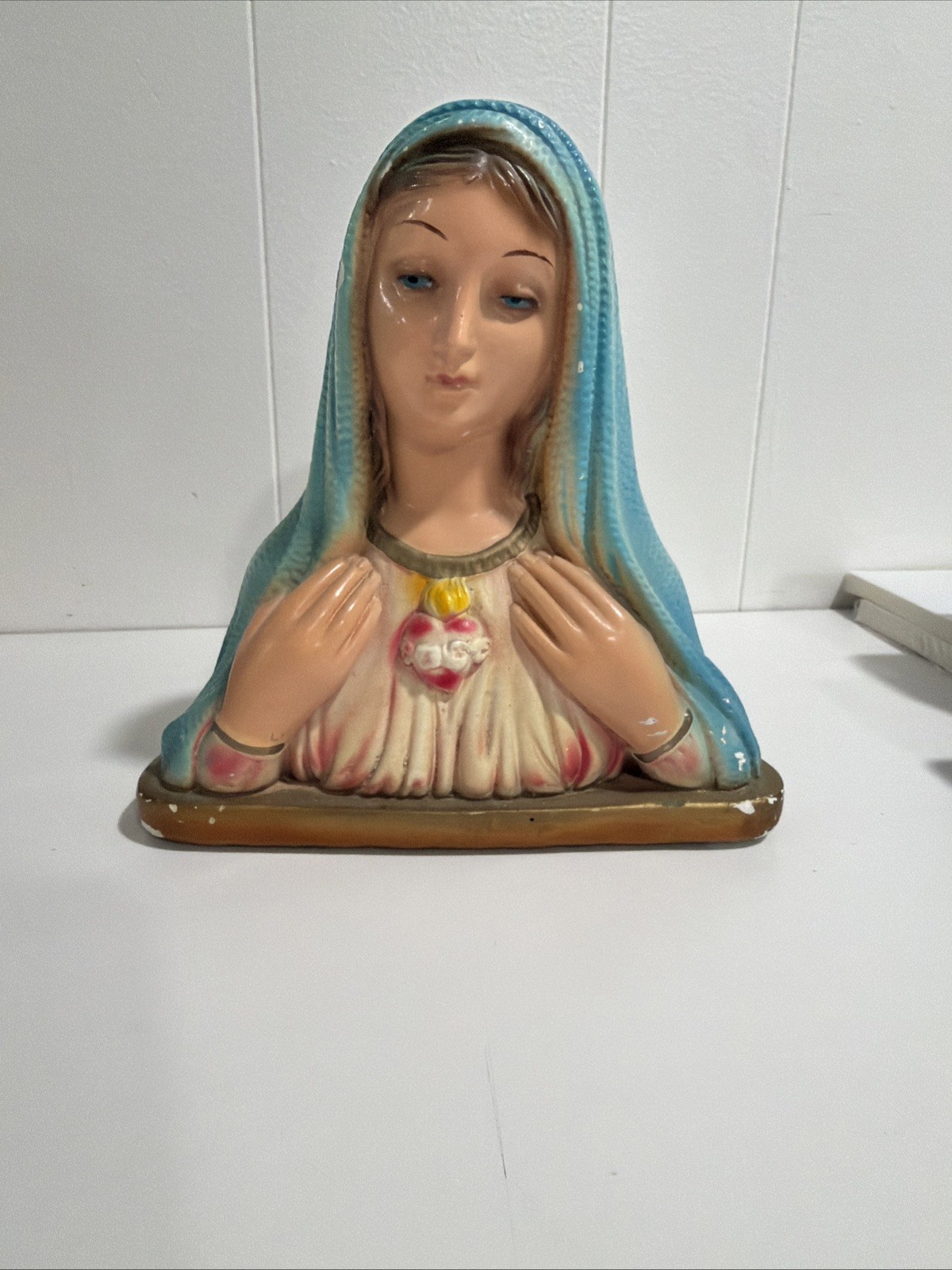 VINTAGE IMMACULATE HEART VIRGIN MARY vase beautiful very heavy 