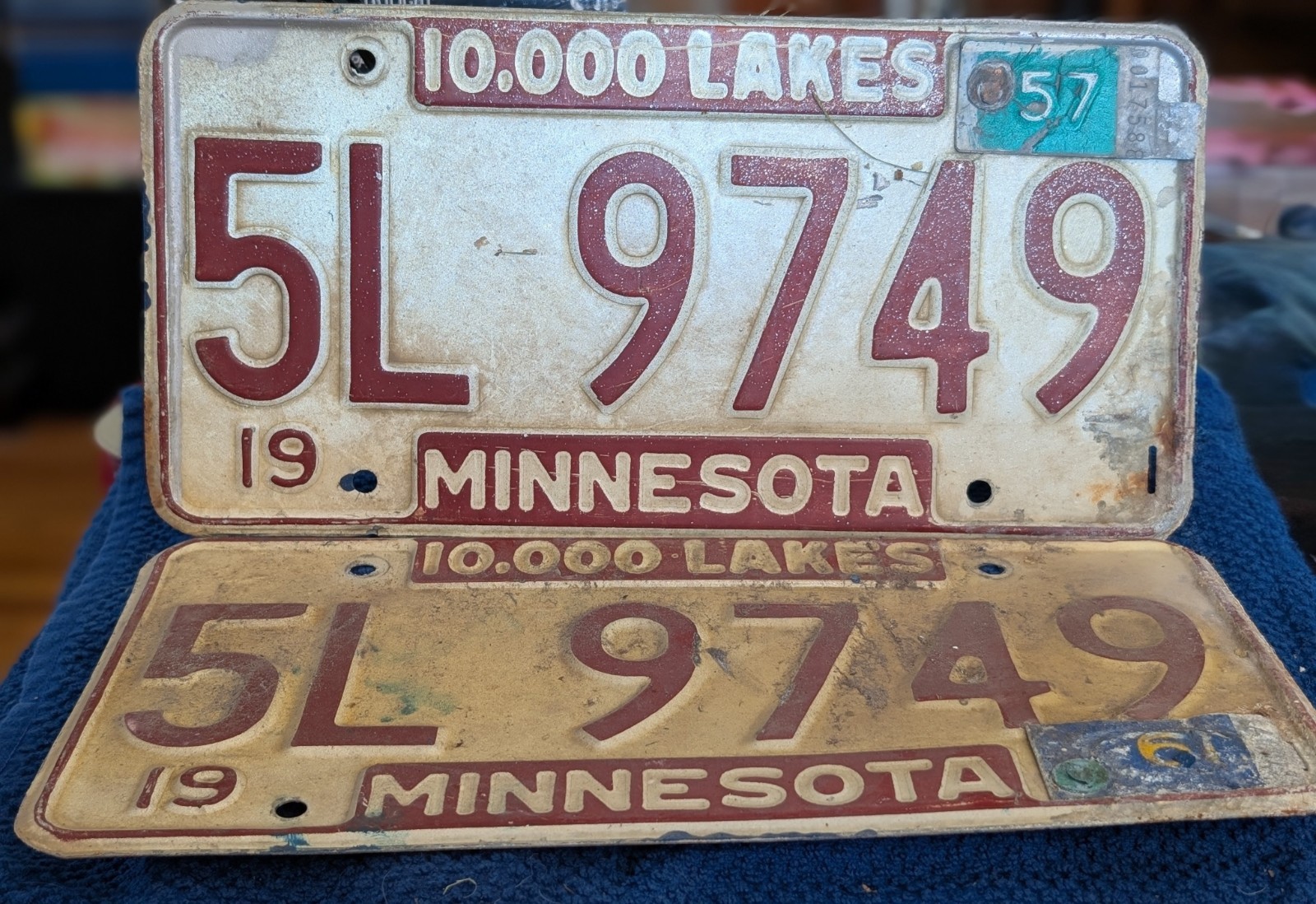 Minnesota License Plates 1963-1964 Matched Pair Passenger Car