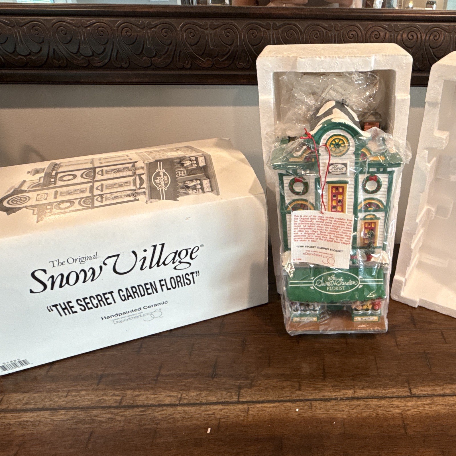 Department 56 Snow Village “The Secret Garden Florist” Hand Painted Boxed 1996 Department 56 Snow Village “The Secret Garden Florist” Hand Painted Boxed 1996