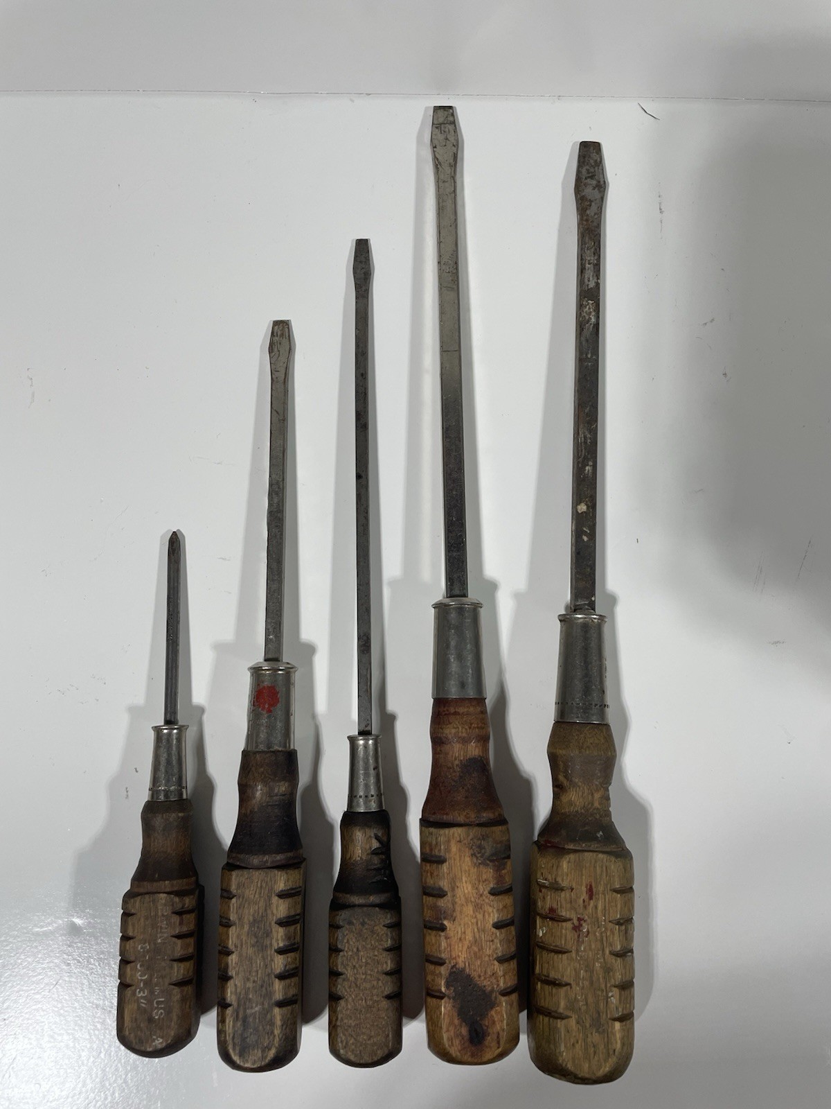 Vintage Irwin Perfect Handle Screwdriver Lot of 5 USA Made Wood Handle