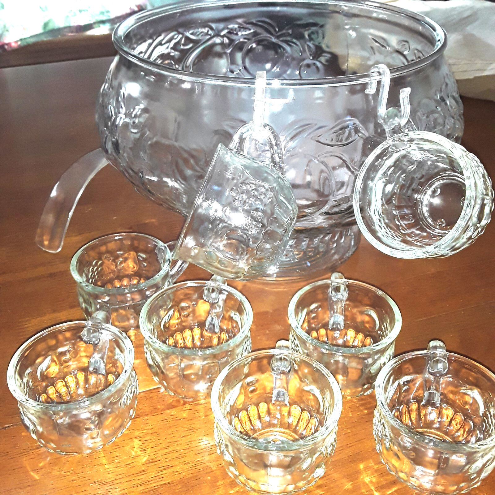 Punch Bowl 8 Handled Cups Glass Vintage 1 Plastic Ladle 3 plastic hangers