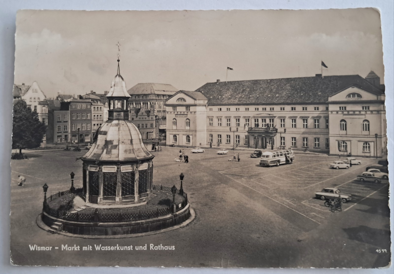 Postcard Wismar, market with water art and town hall, bus, cars, 1962 Postcard Wismar, market with water art and town hall, bus, cars, 1962