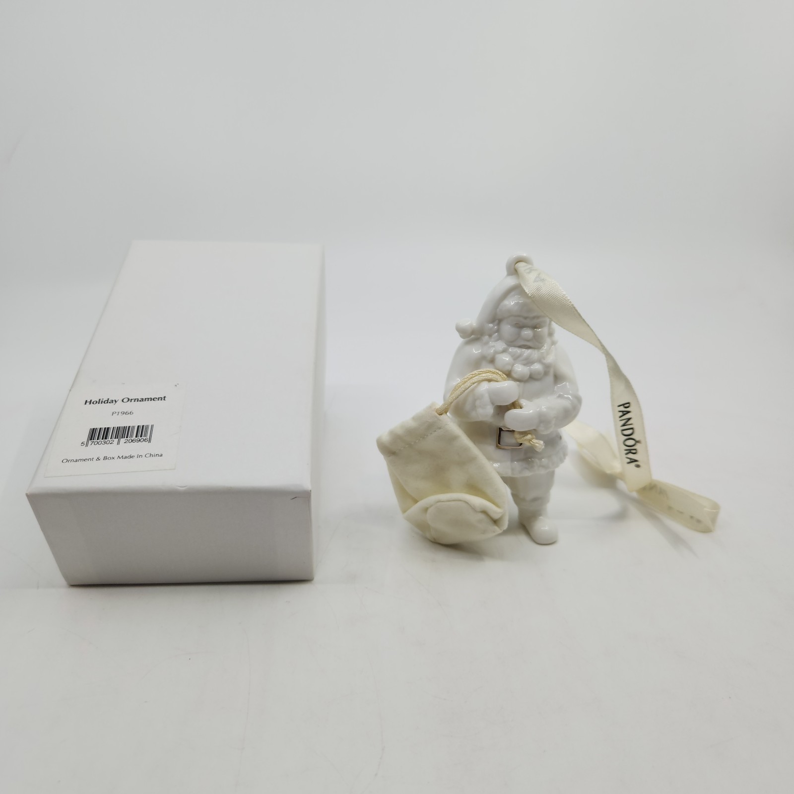 Pandora 2013 Santa Claus Ornament Father Christmas White Porcelain Charm Pouch