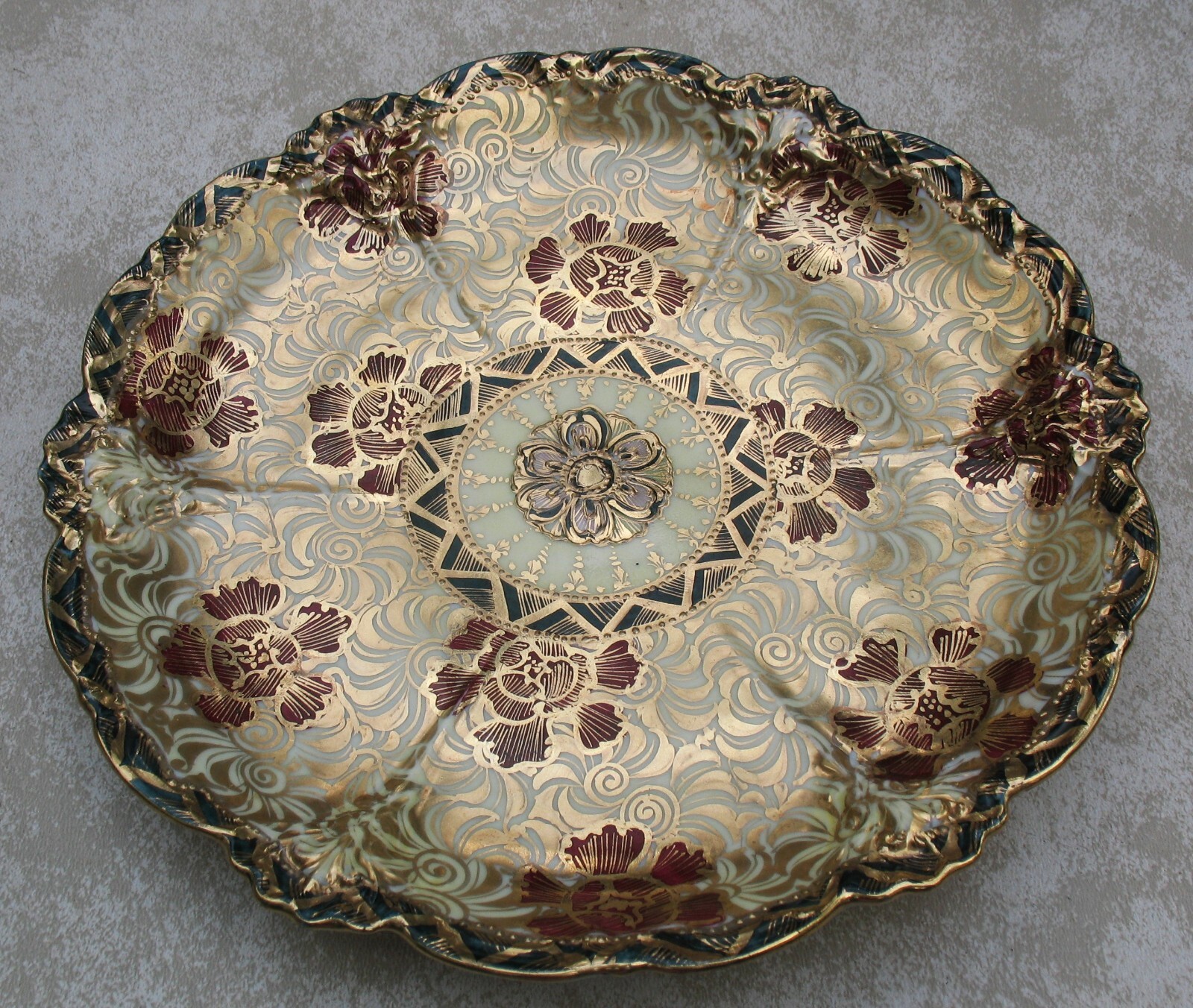 Ant Hand Painted Nippon Noritake Porcelain Plate w Heavy Gold Gilt Design