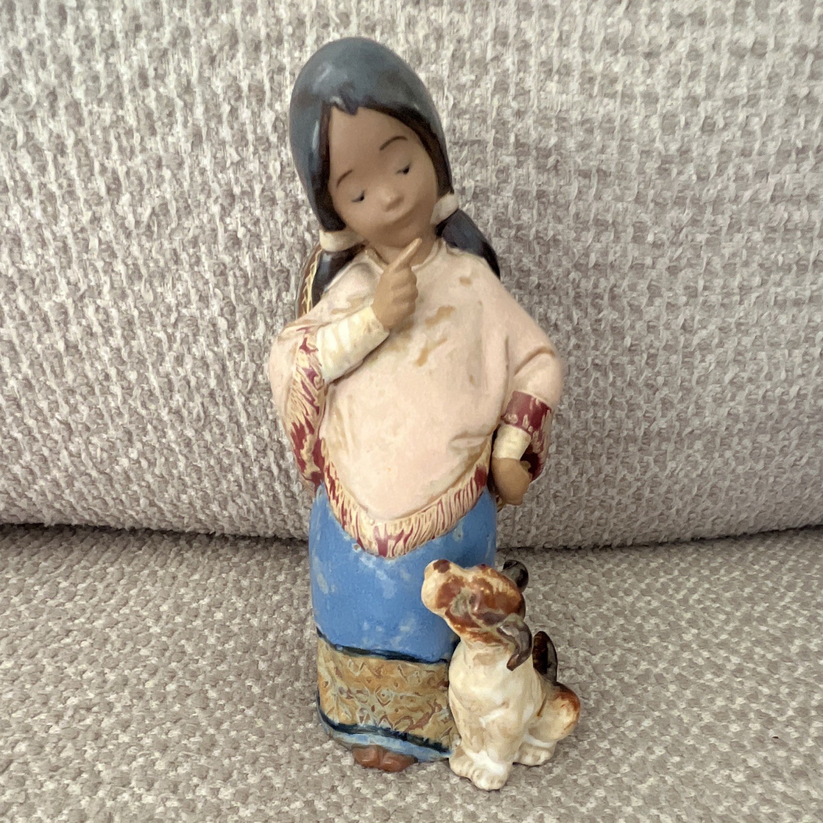Lladro 2165 Chiquita Retired Mint Condition No Box Excellent Condition 
