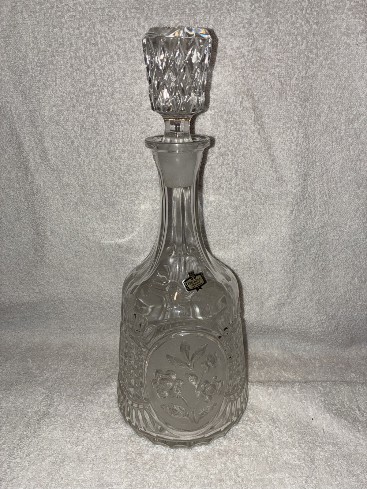 Vintage Zajecar 24% Lead Crystal Decanter Floral Medallion Stopper Yugoslavia